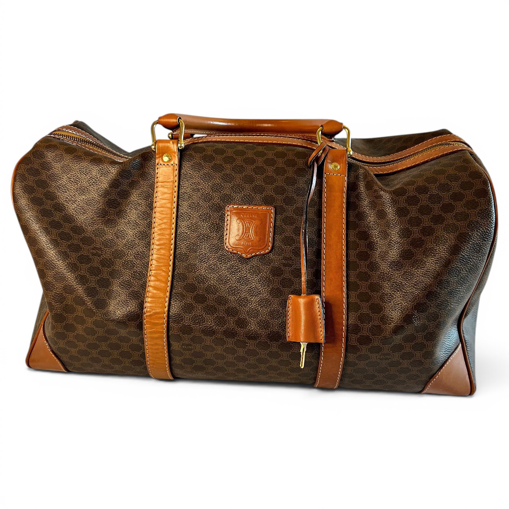 Leather travel bag