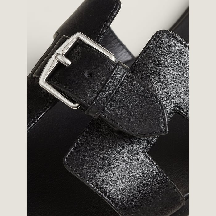 Noir Oran Sandal