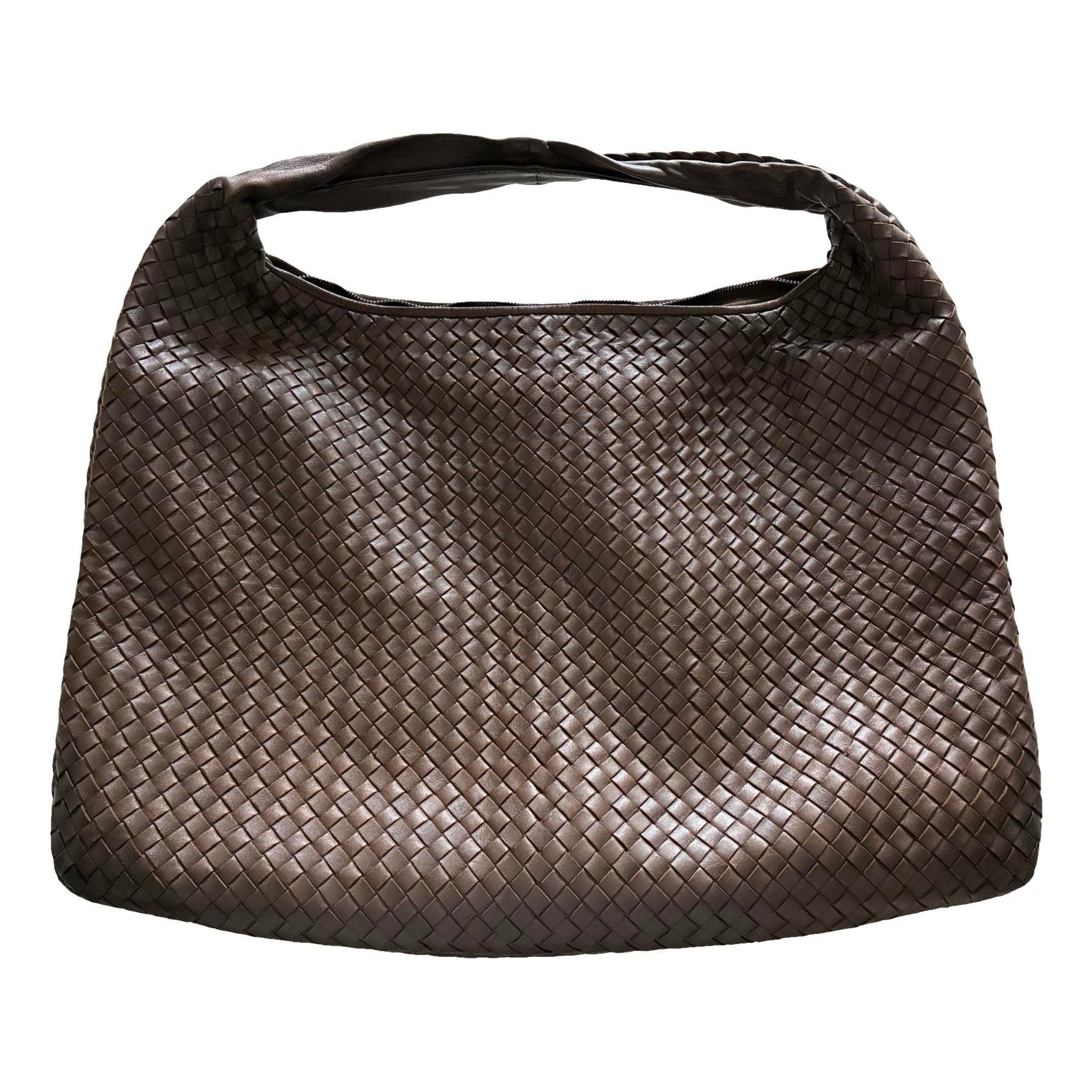 Veneta leather handbag