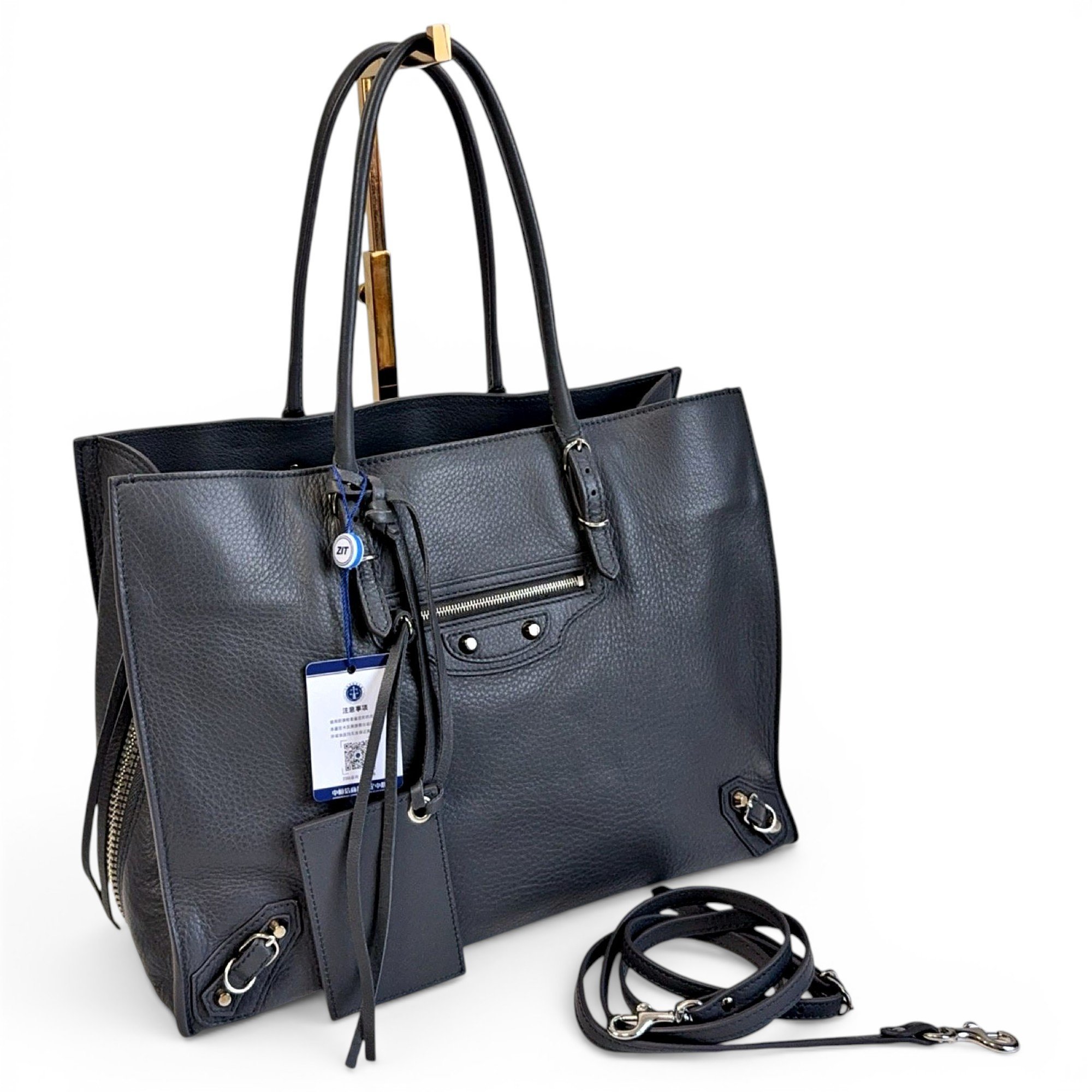 Neo Classic leather tote