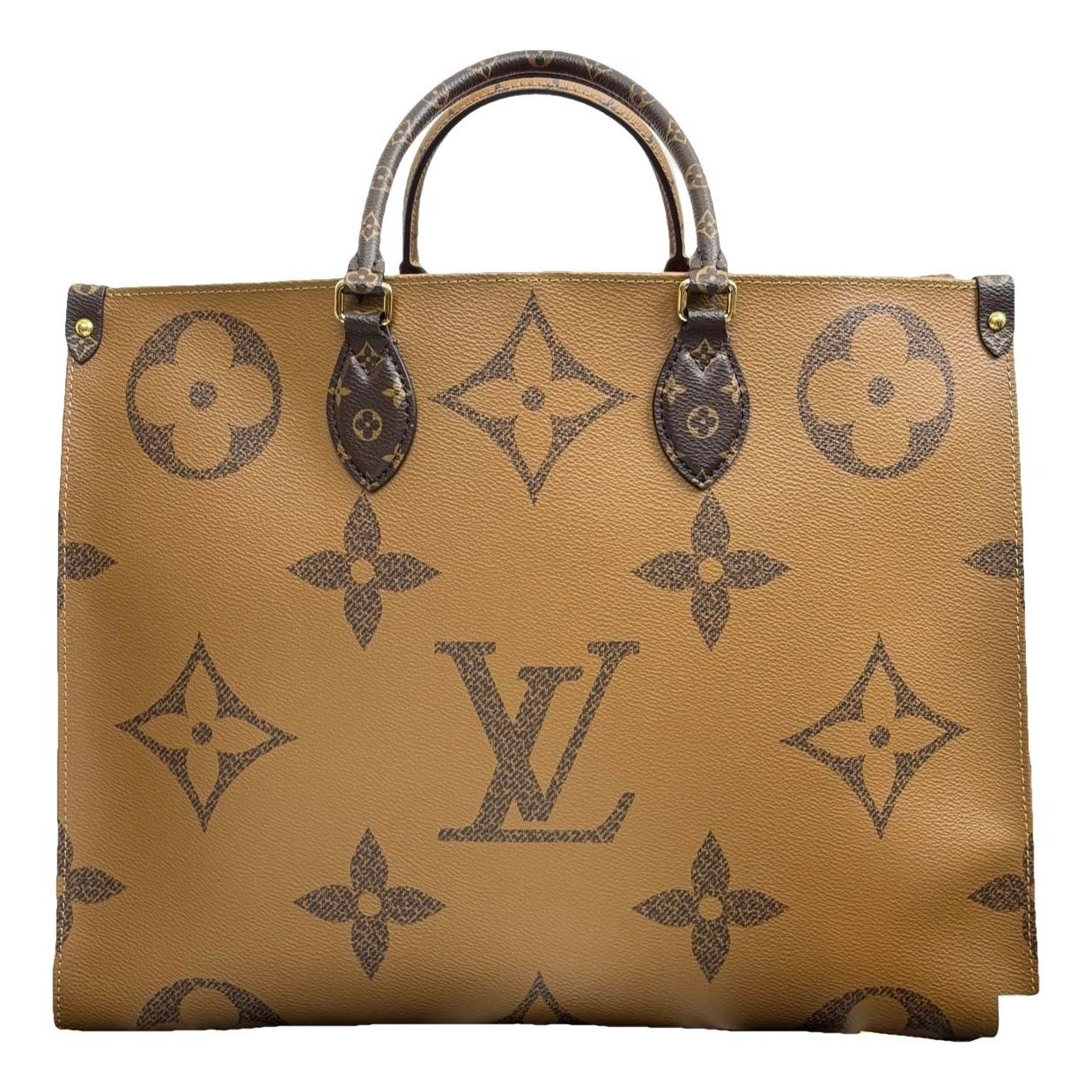 Onthego leather handbag
