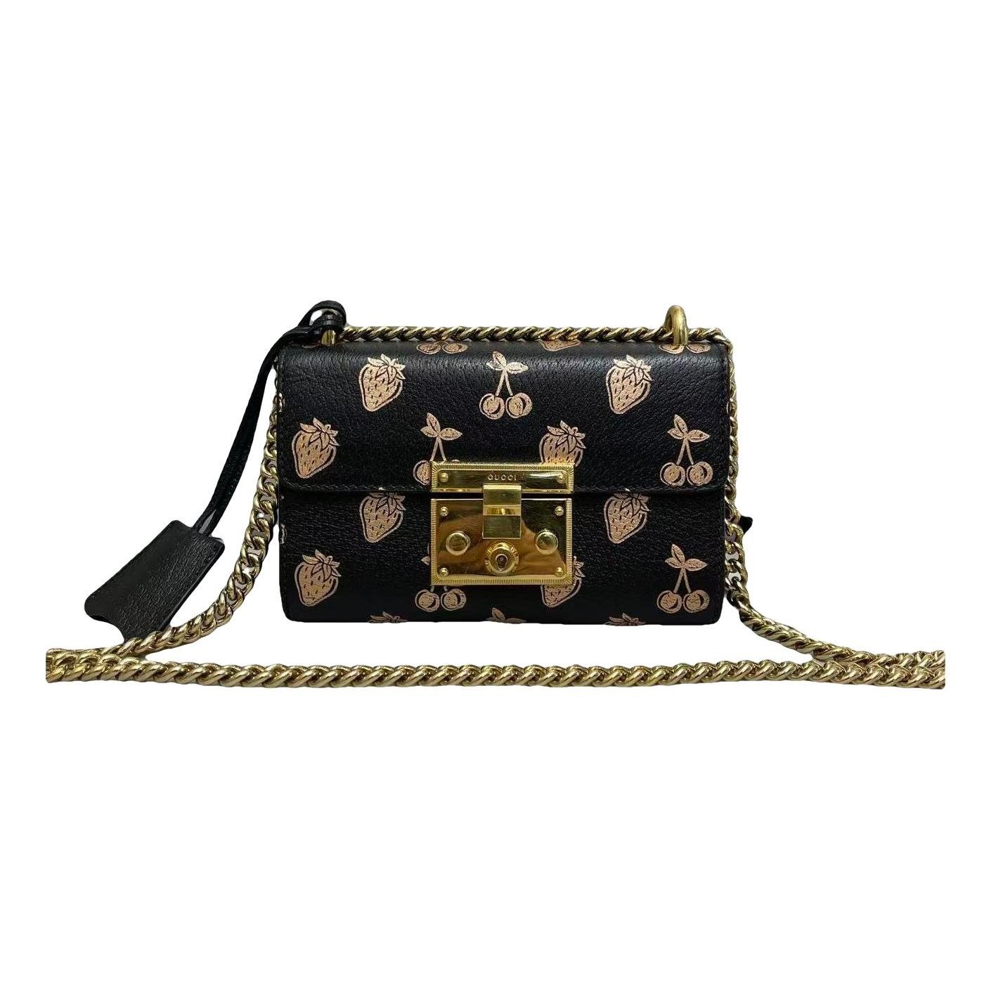 Padlock leather handbag