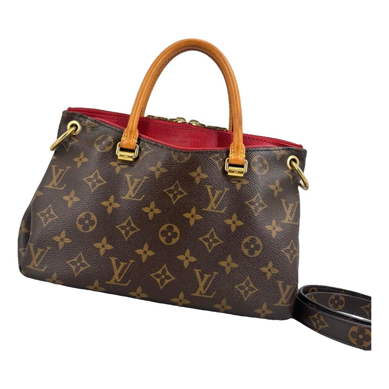 Pallas leather handbag
