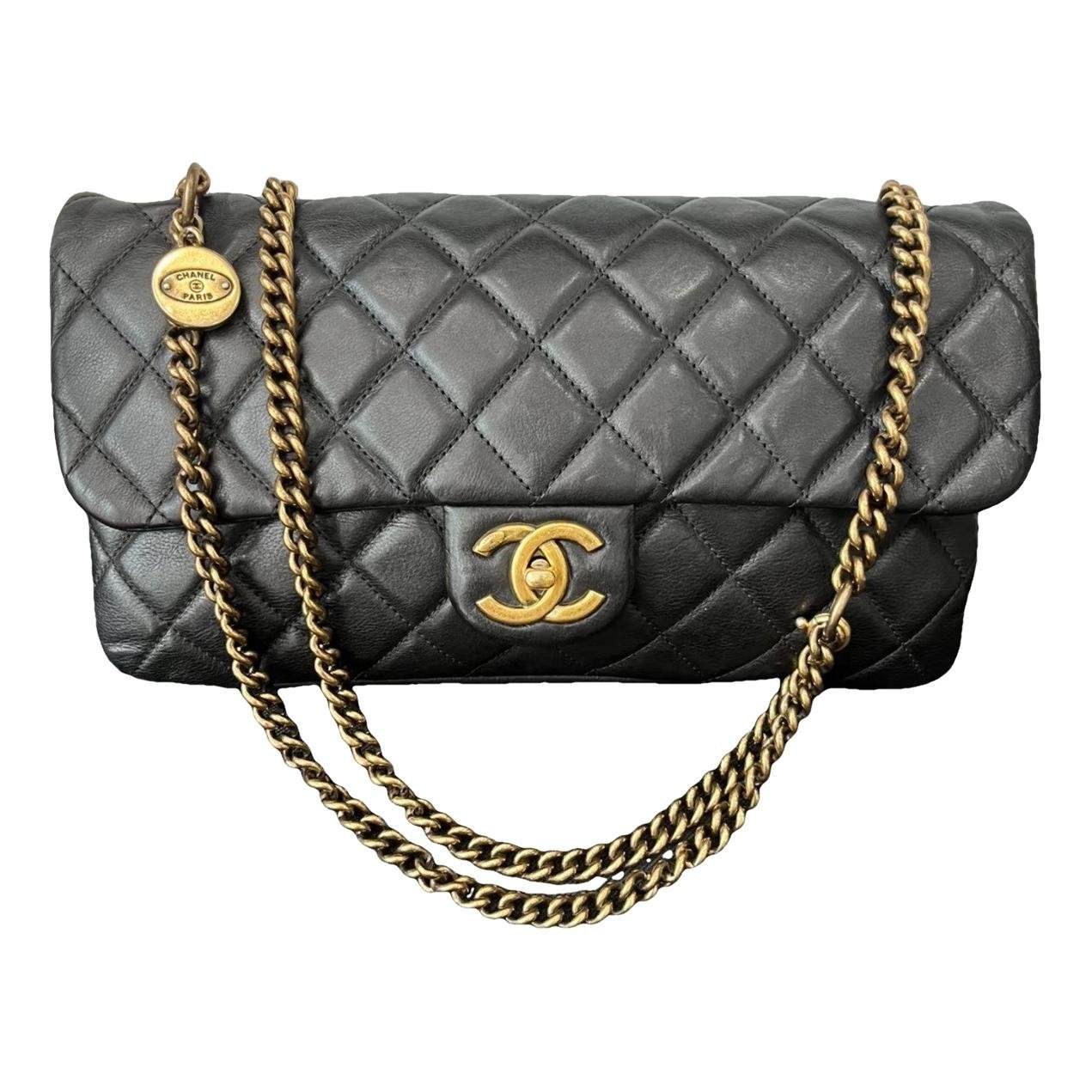 Timeless/Classique leather crossbody bag