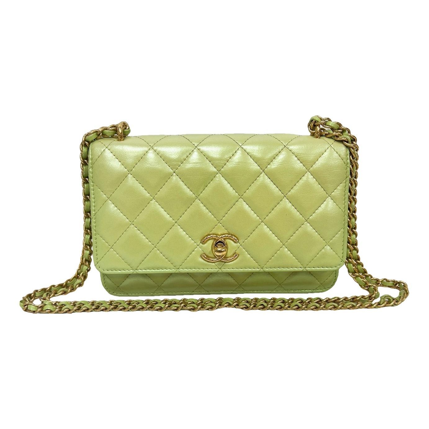 Wallet On Chain Timeless/Classique leather crossbody bag