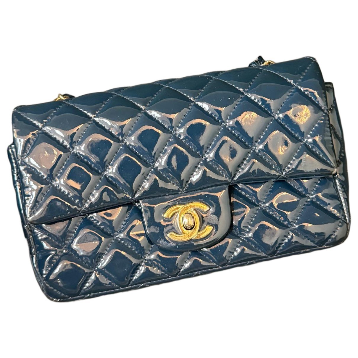 Timeless/Classique patent leather crossbody bag