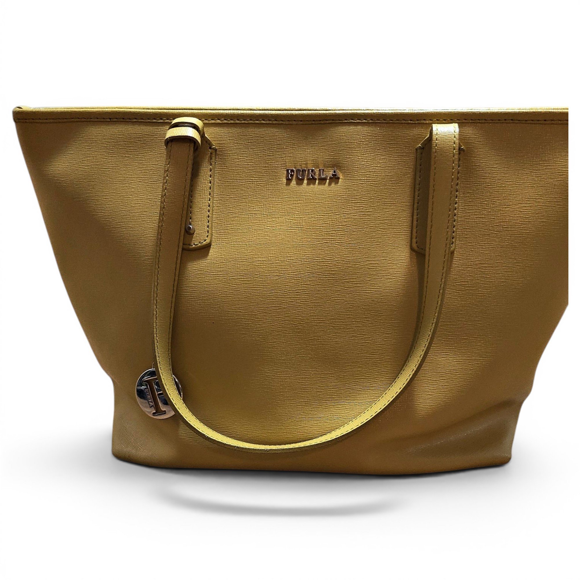 Leather tote