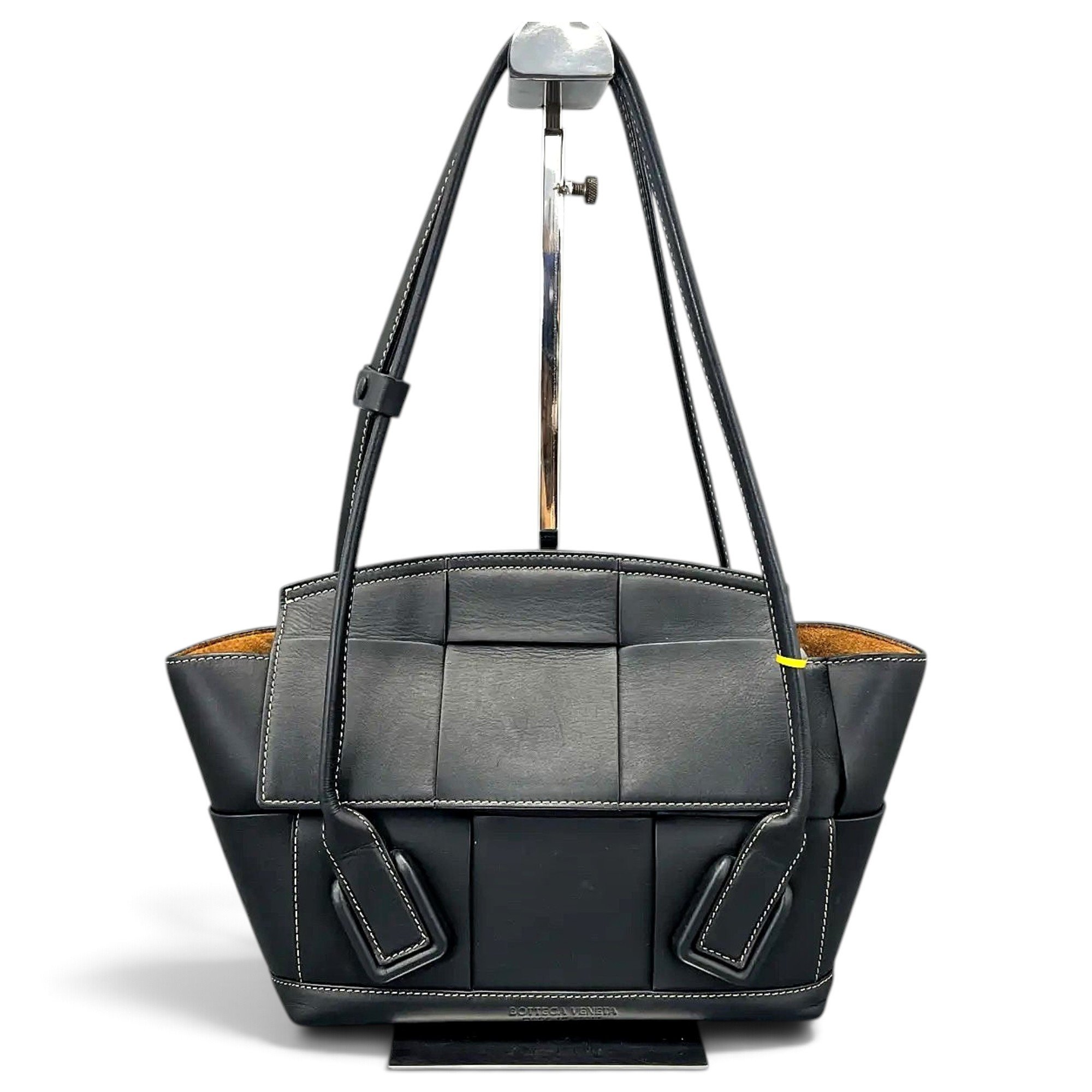 Arco leather handbag