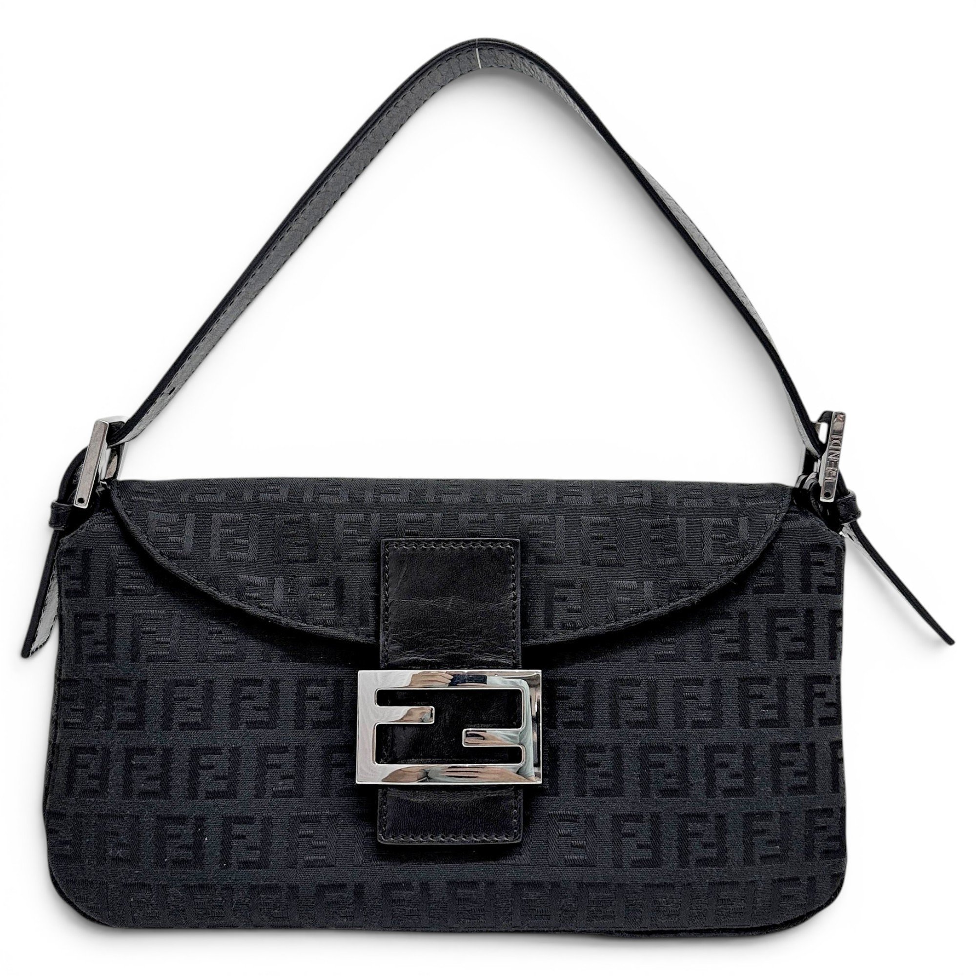 Baguette cloth handbag