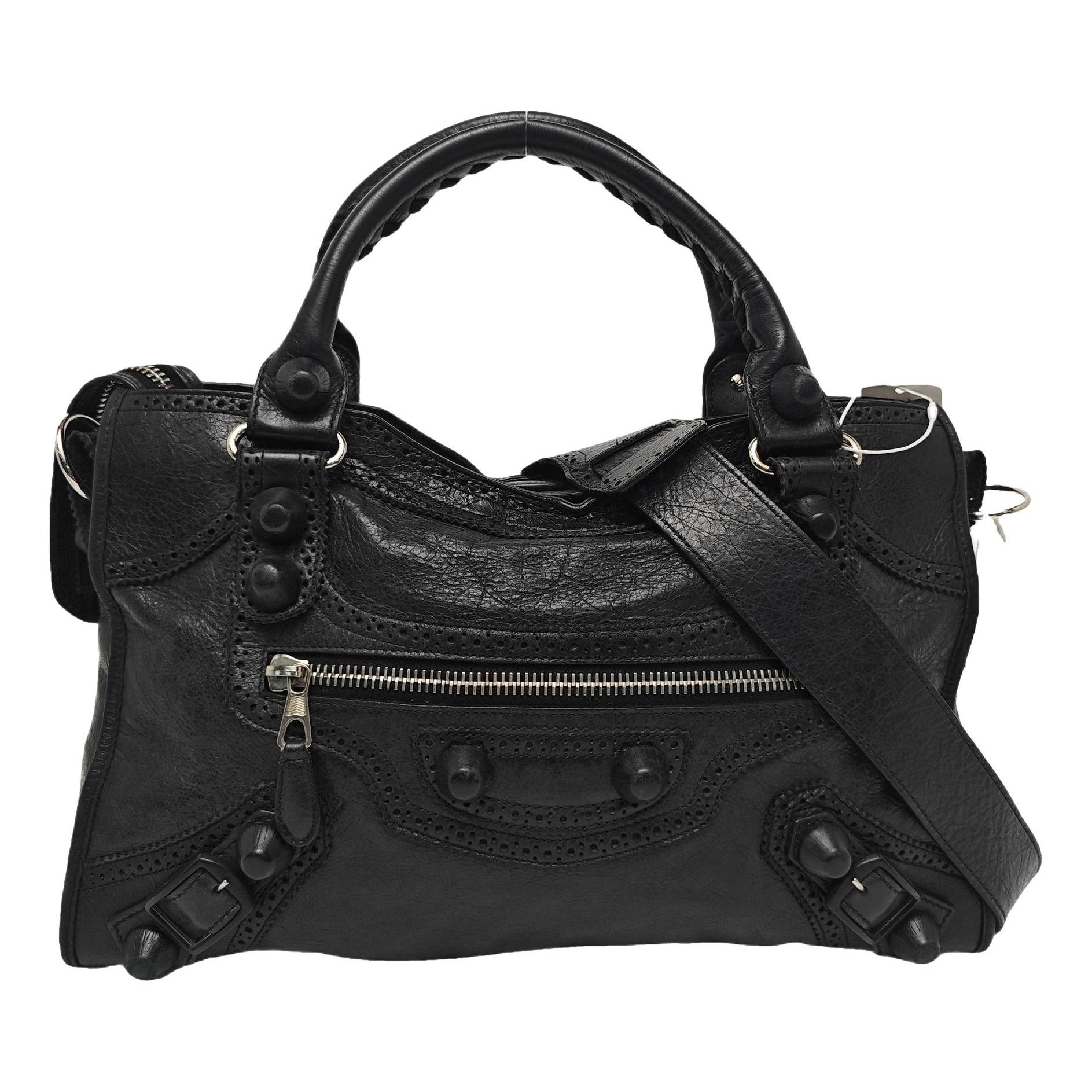 City leather handbag