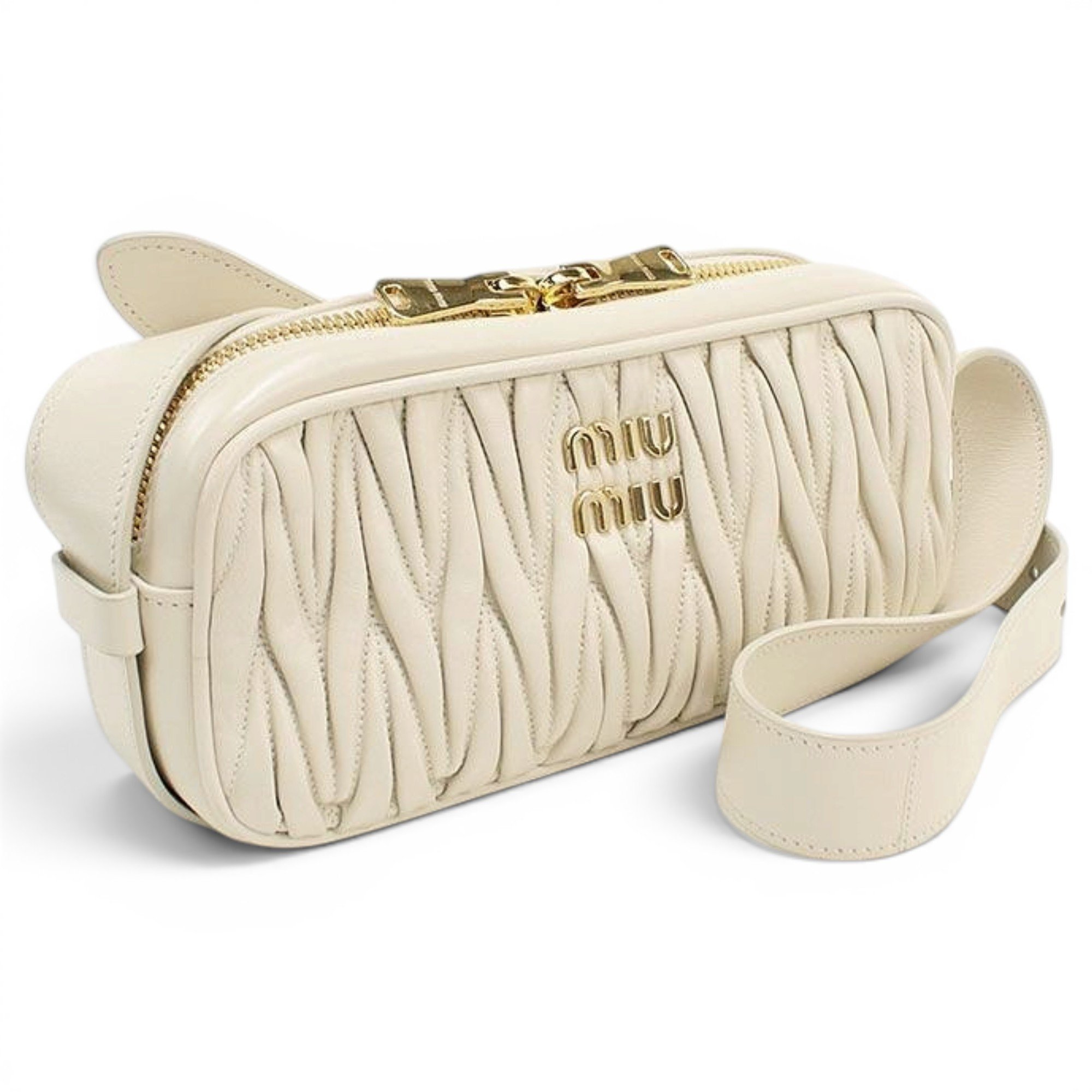 Matelassé leather handbag