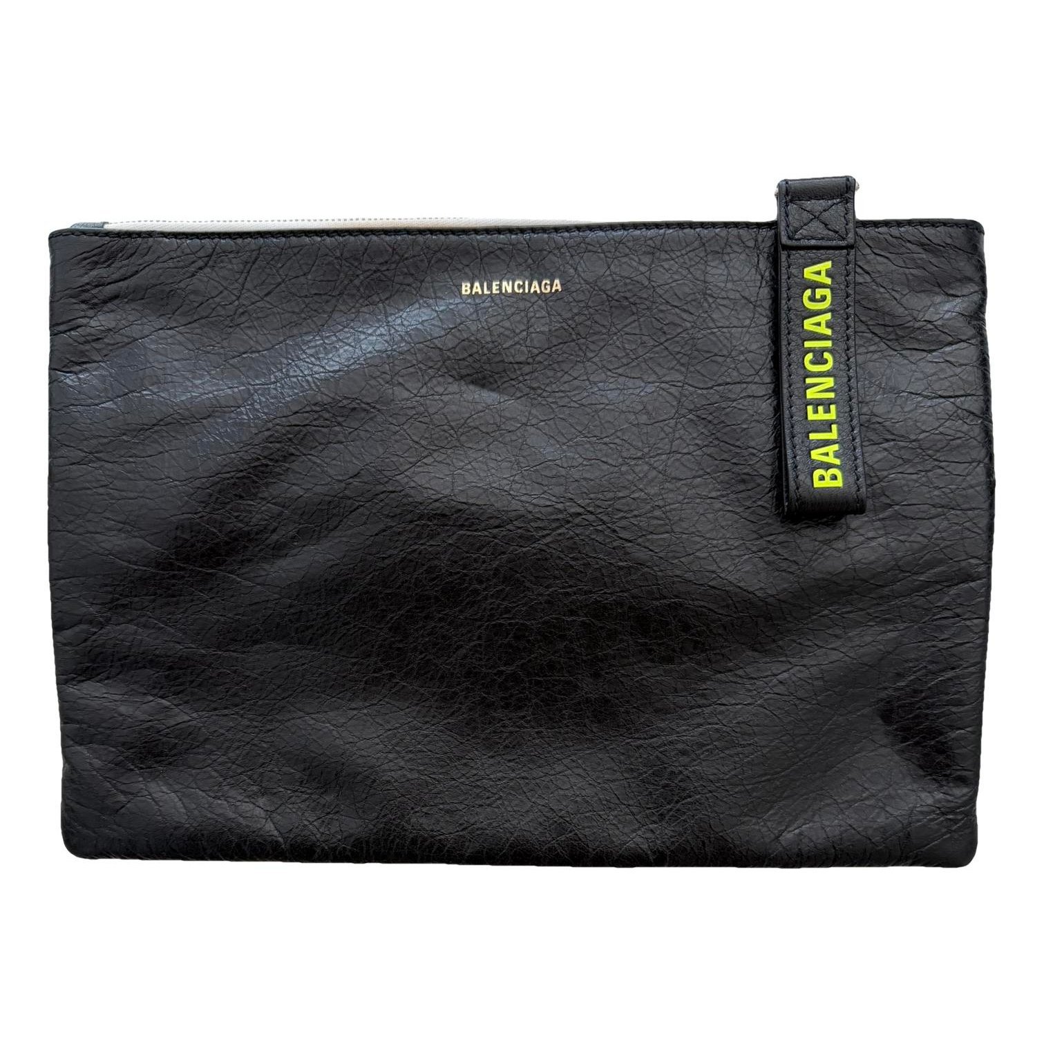 City Clip leather clutch bag