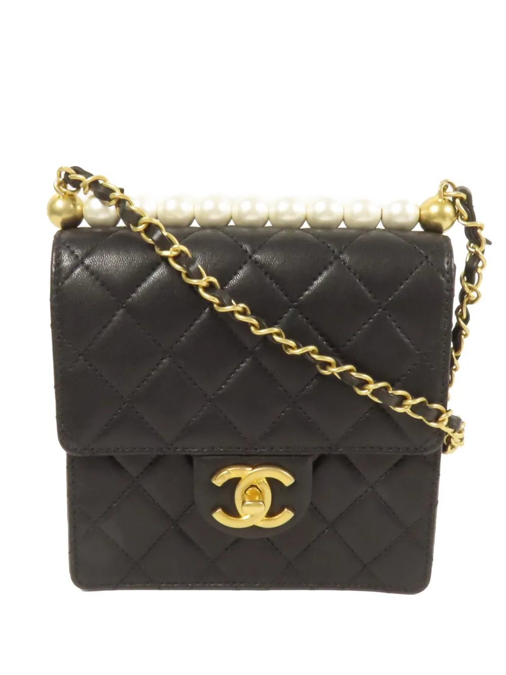 Chic Pearls Flap CC turn-lock shoulder bag