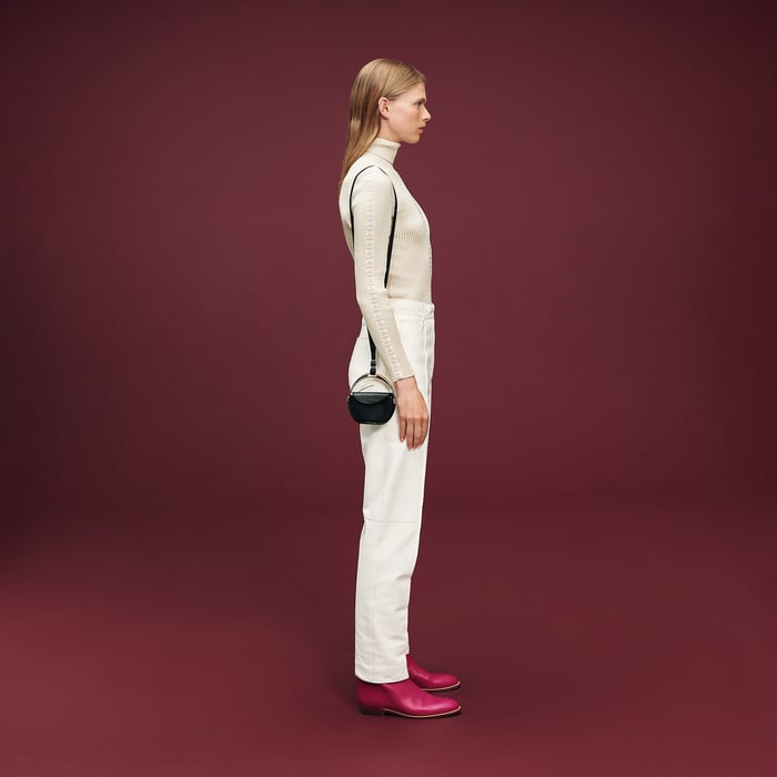 Noir En Piste Clutch