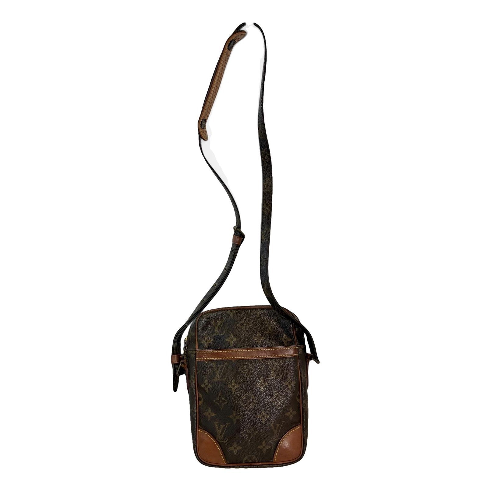 Danube leather crossbody bag