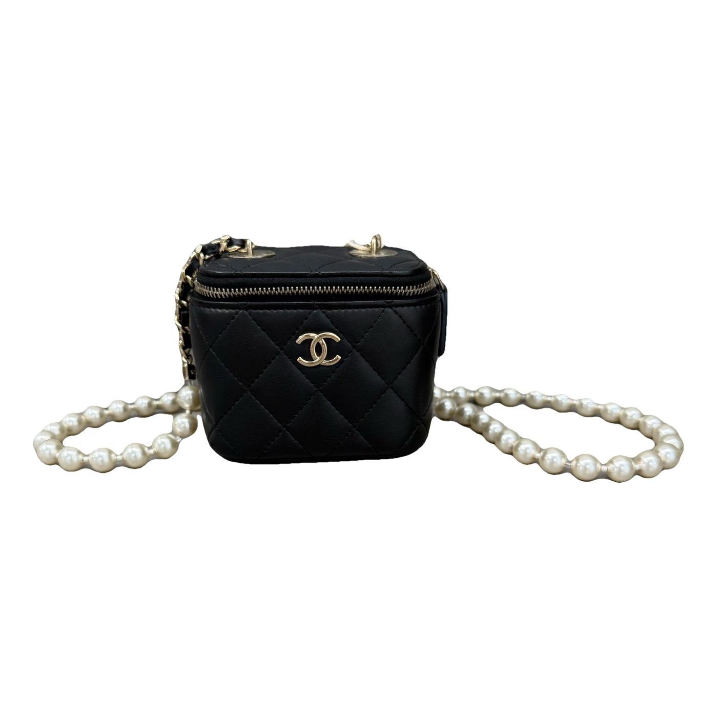 Trendy CC Vanity leather handbag