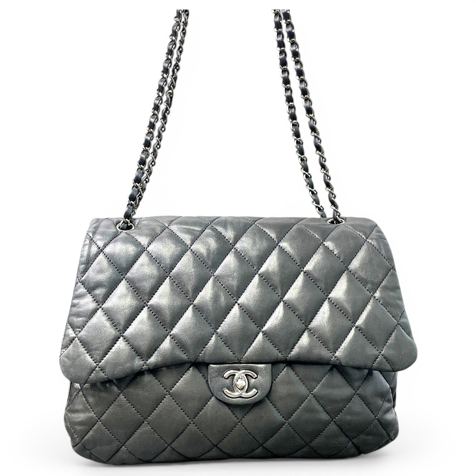 Timeless/Classique leather crossbody bag