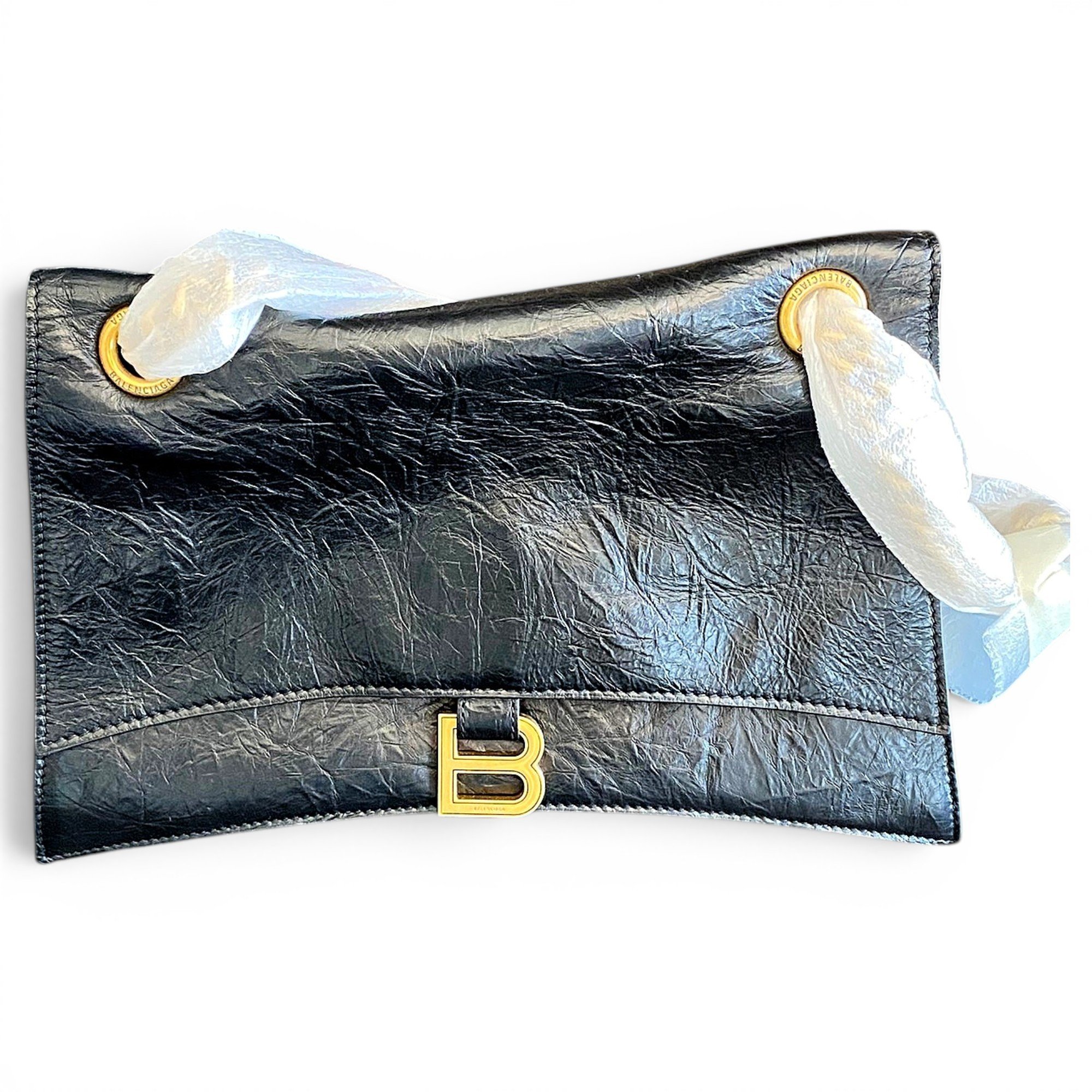 Crush leather handbag