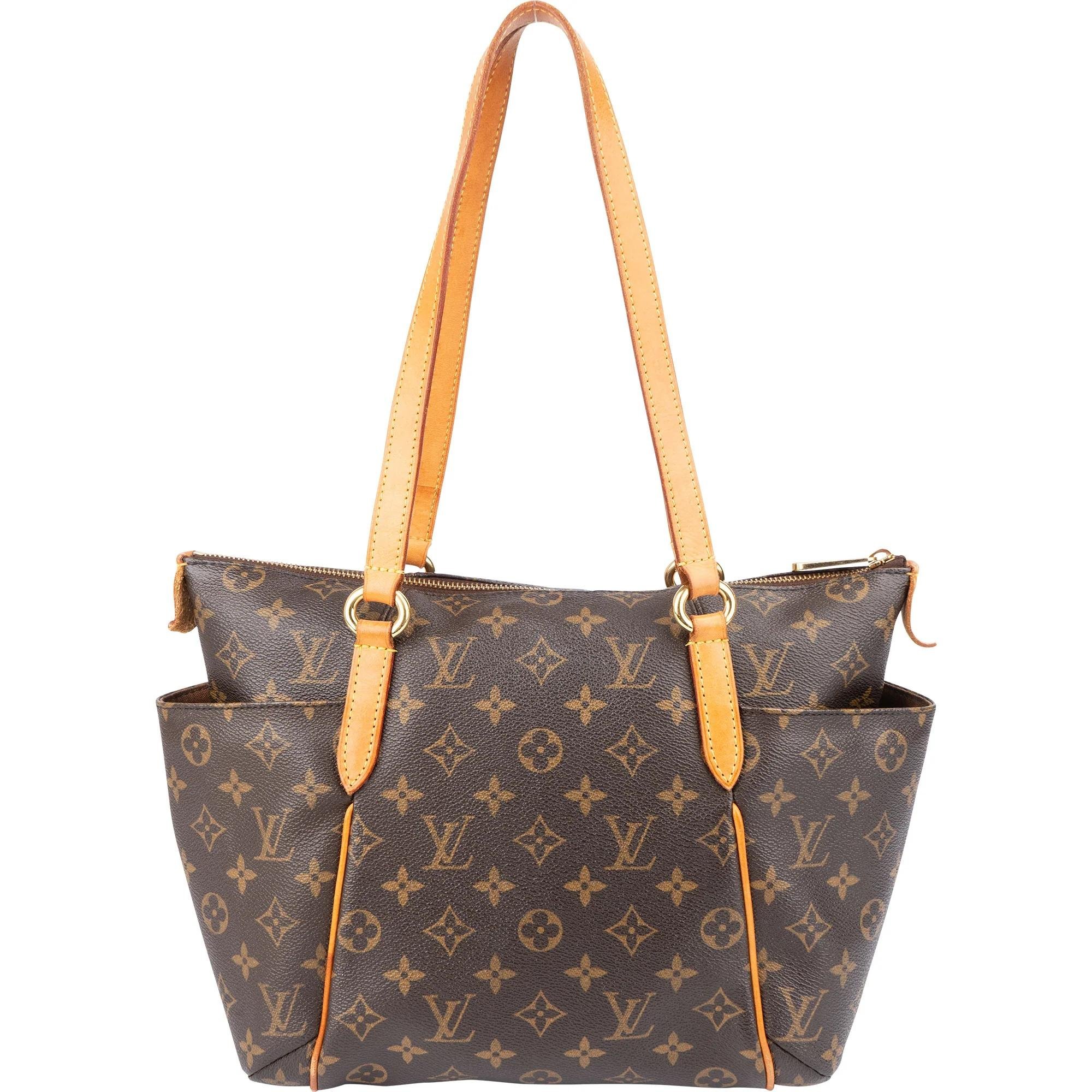 Totally leather handbag