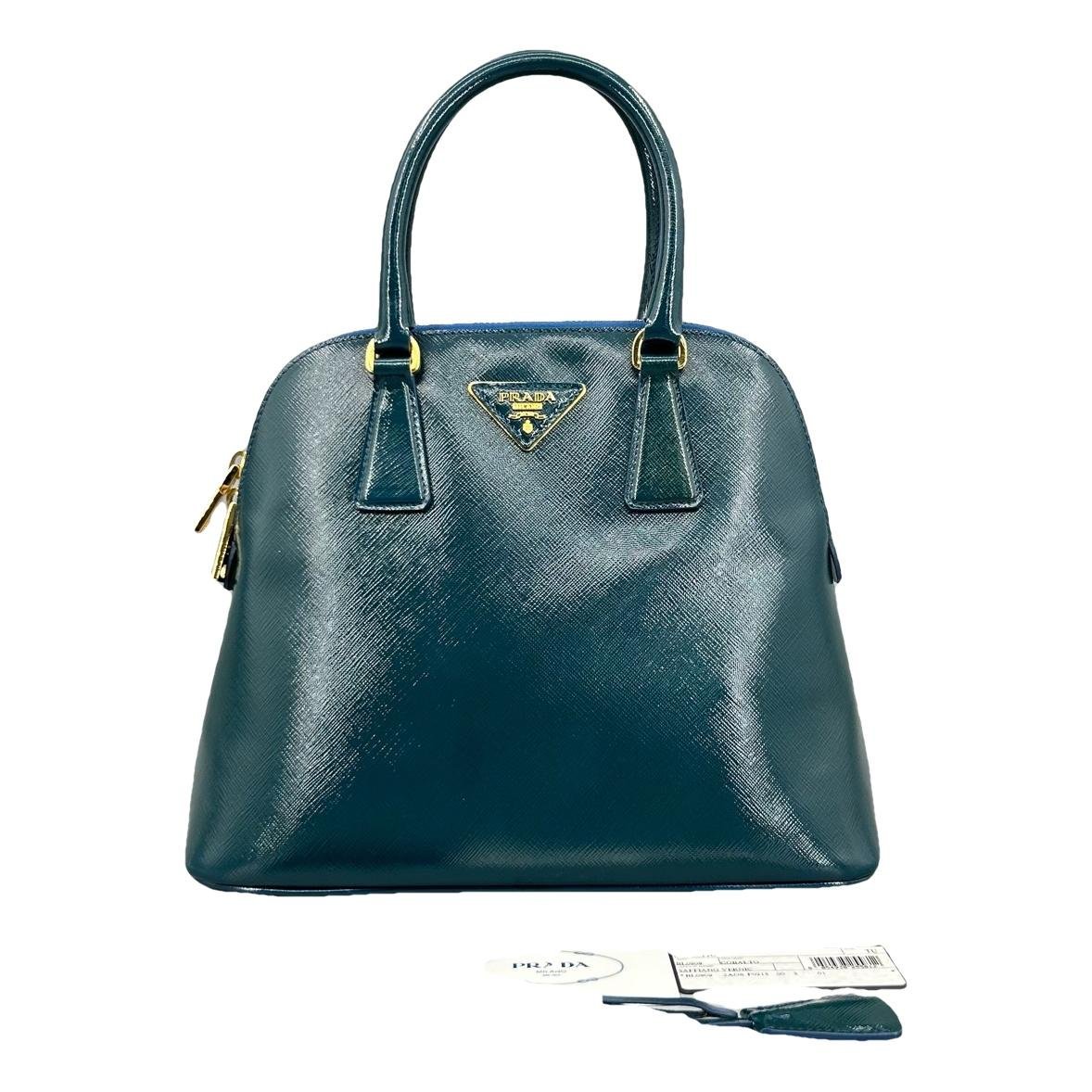 Pyramid leather handbag