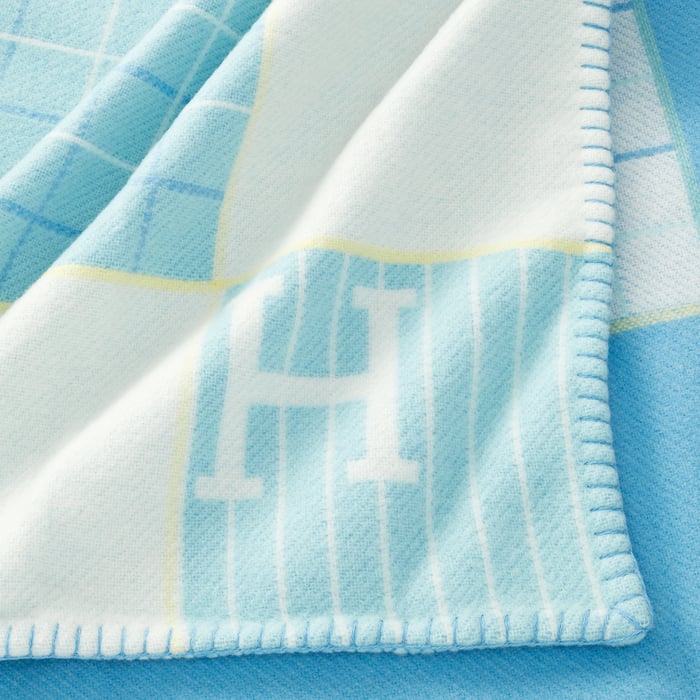 Vert Aqua Avalon Cabriole Blanket