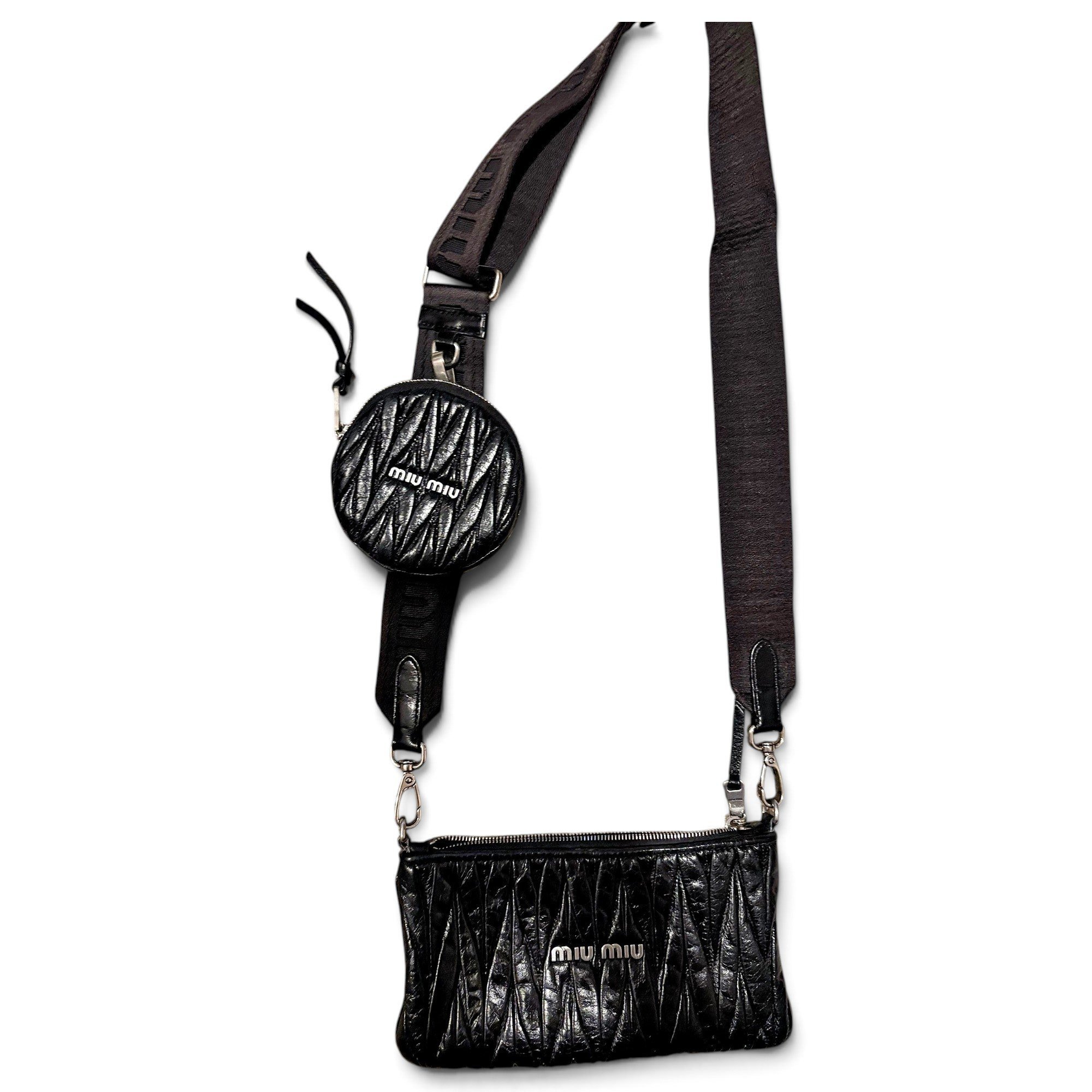 Matelassé leather crossbody bag