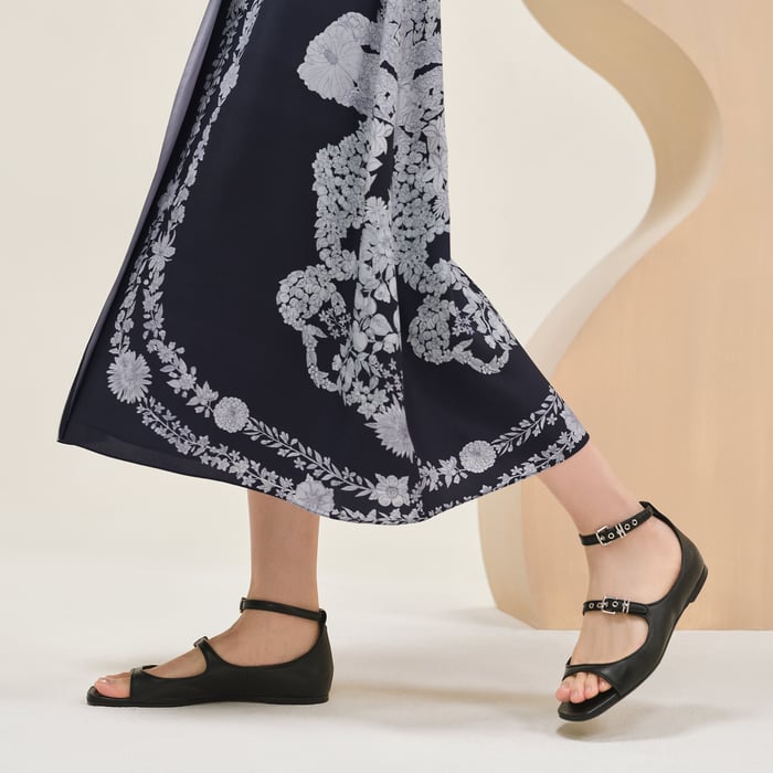 Bleu Noir "Brides De Gala En Fleurs Esquisse" Flared Skirt