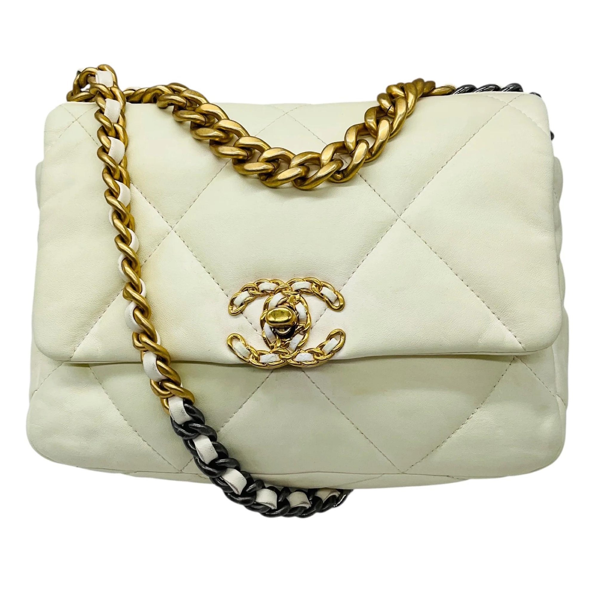Chanel 19 leather handbag