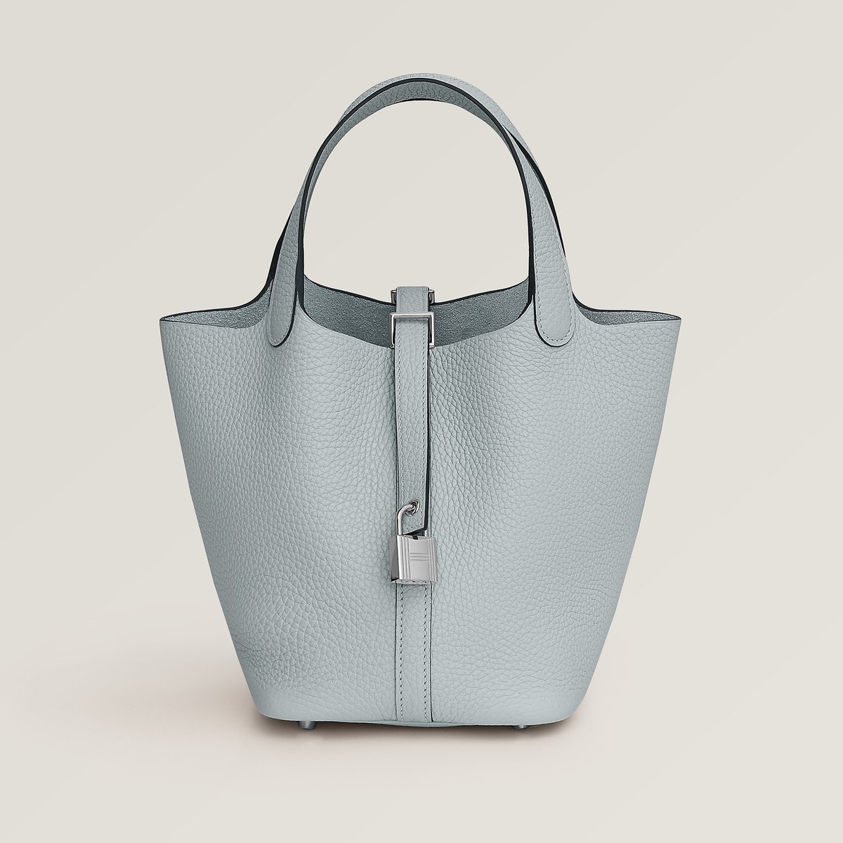 bleu pâleのエルメス ピコタン 18