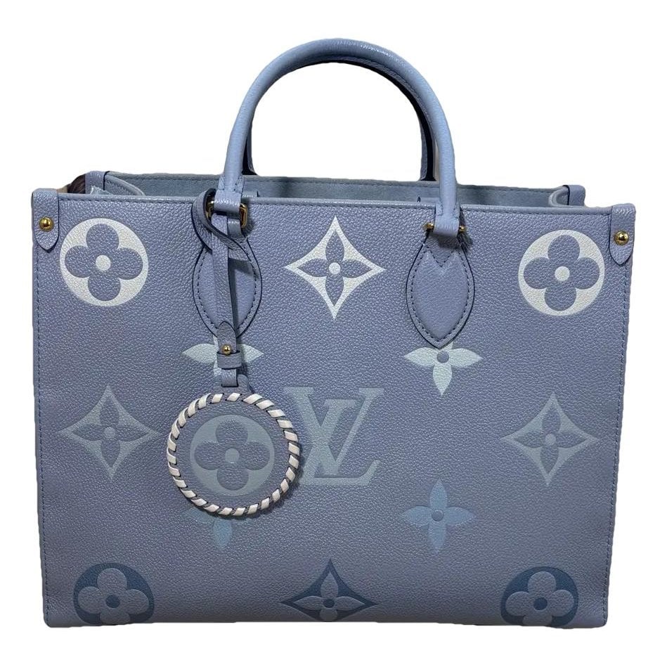 Onthego leather handbag