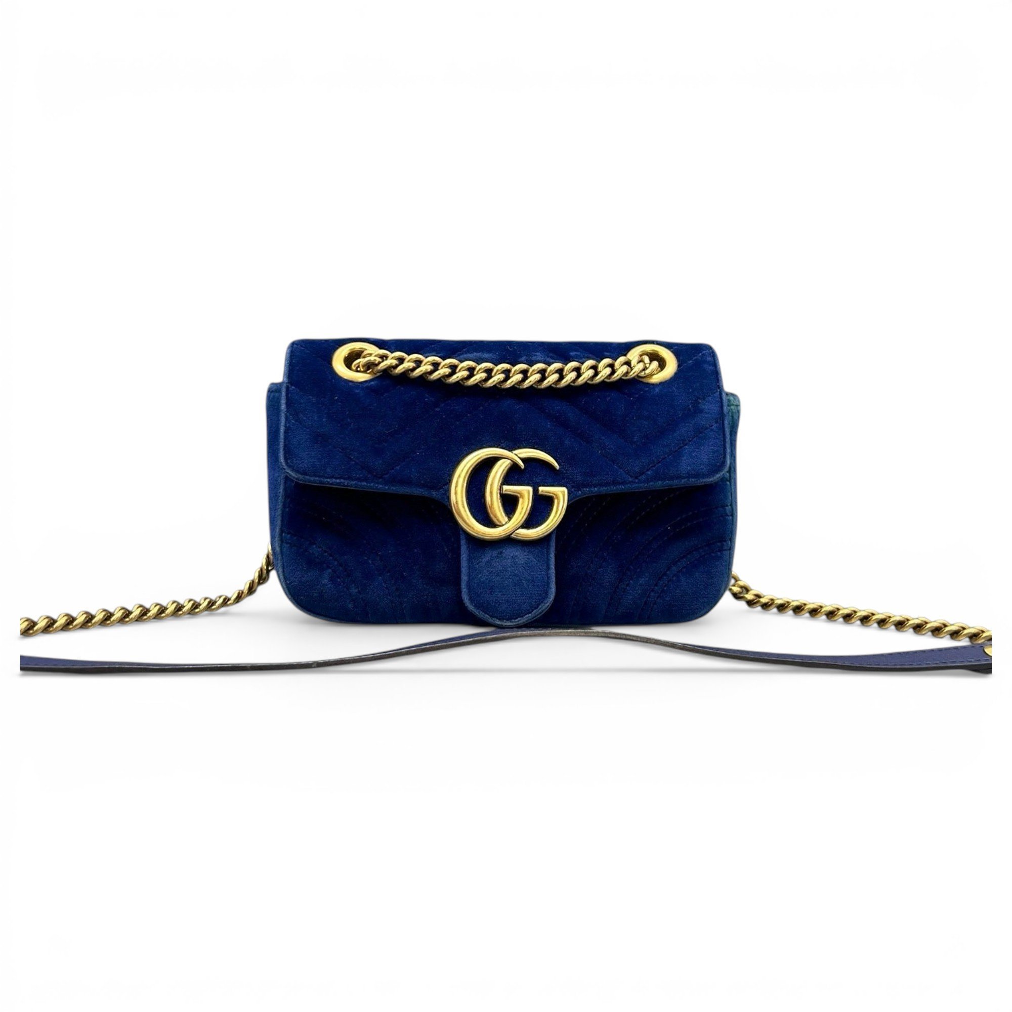 Emily velvet handbag