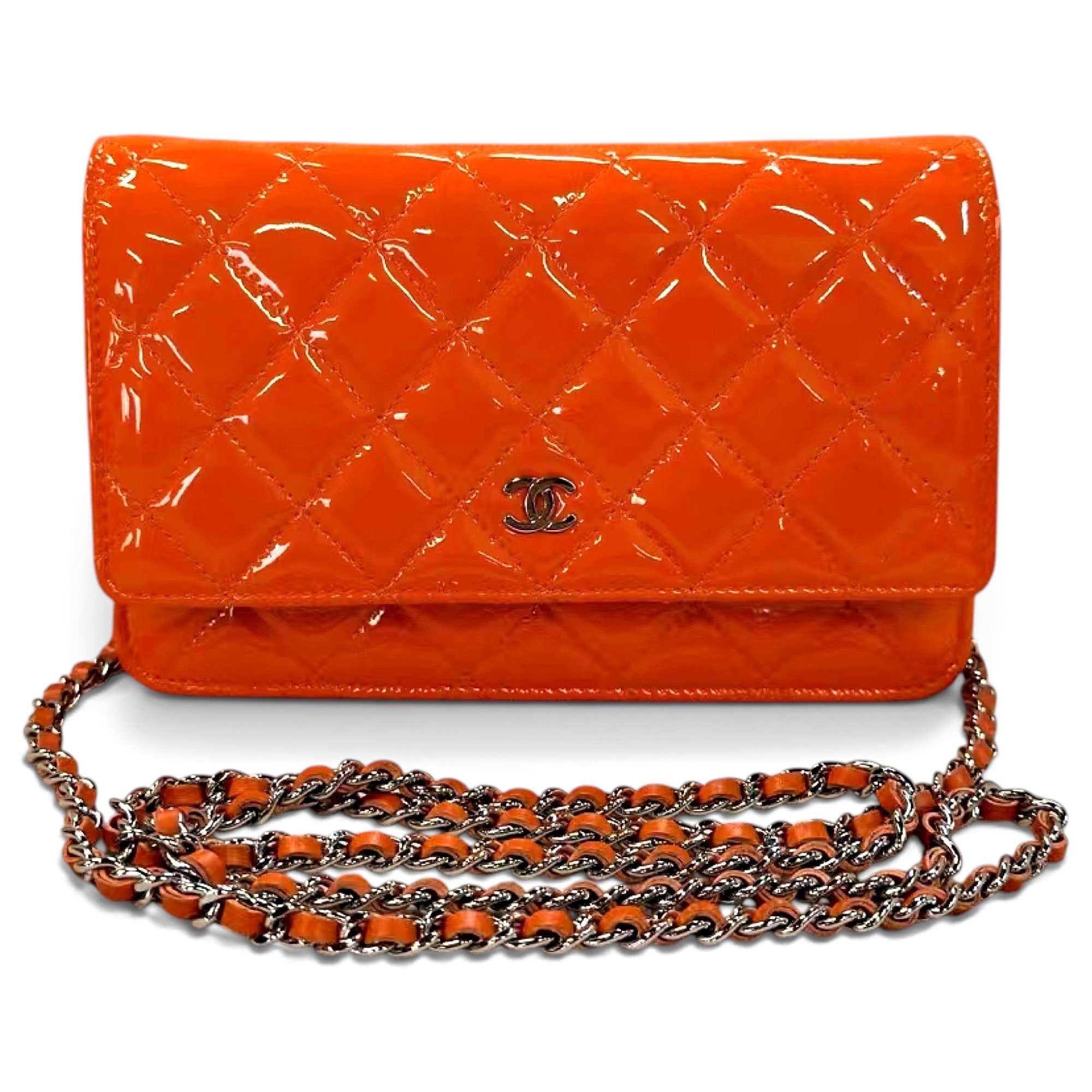 Wallet On Chain Timeless/Classique patent leather crossbody bag