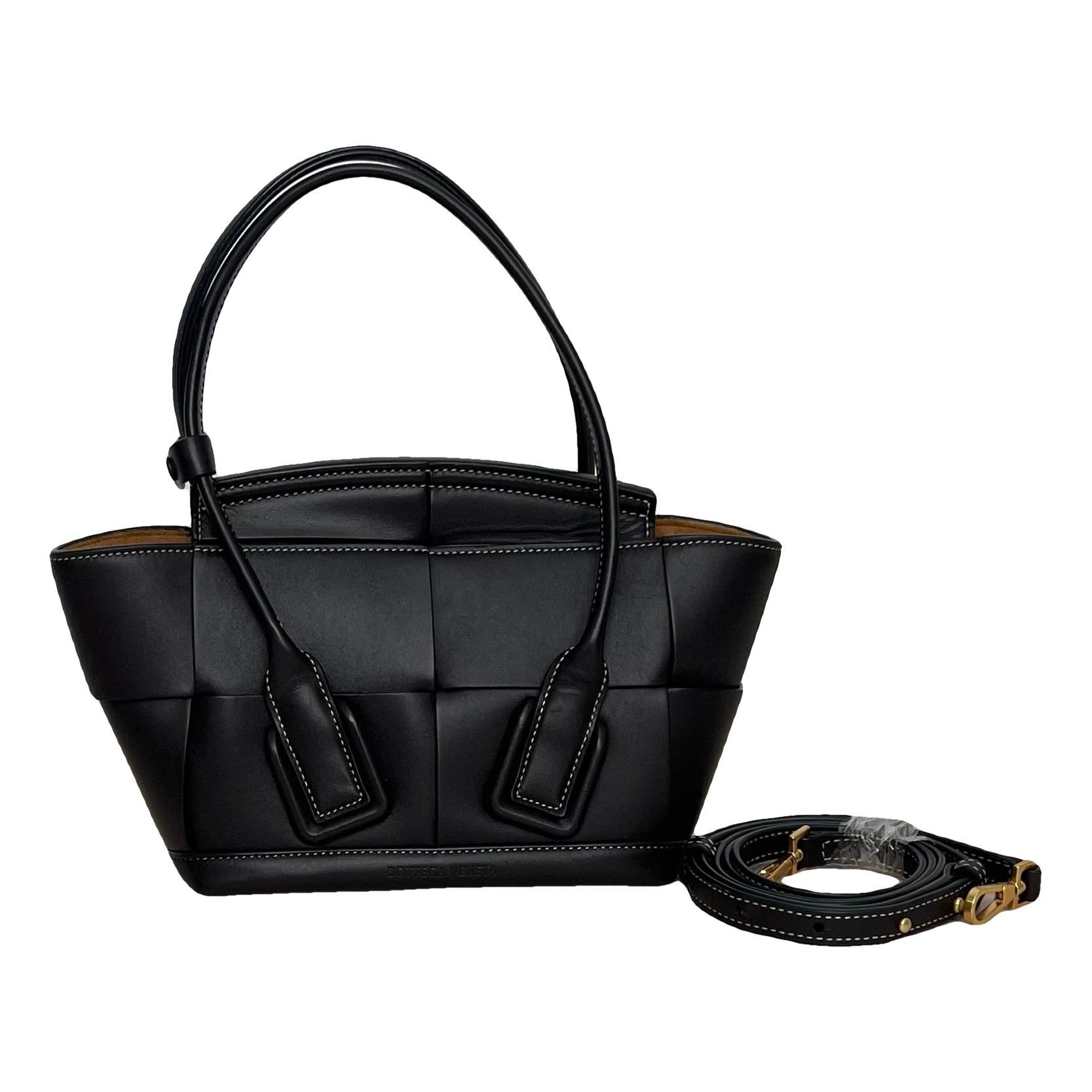 Arco leather handbag