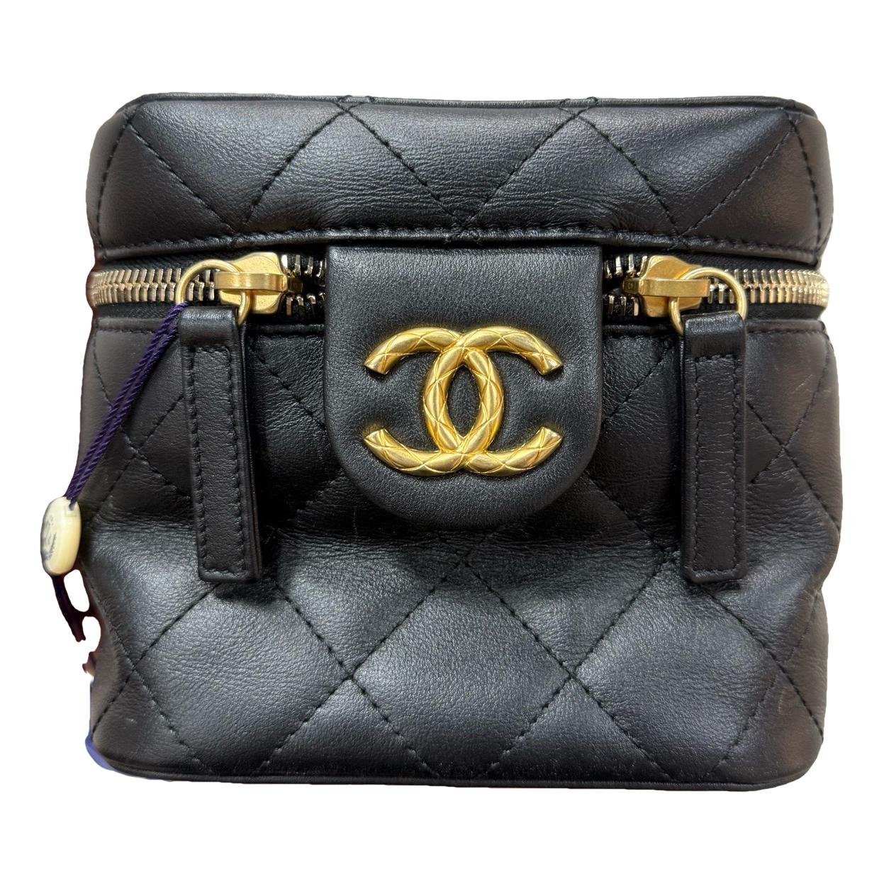 Trendy CC Vanity leather handbag