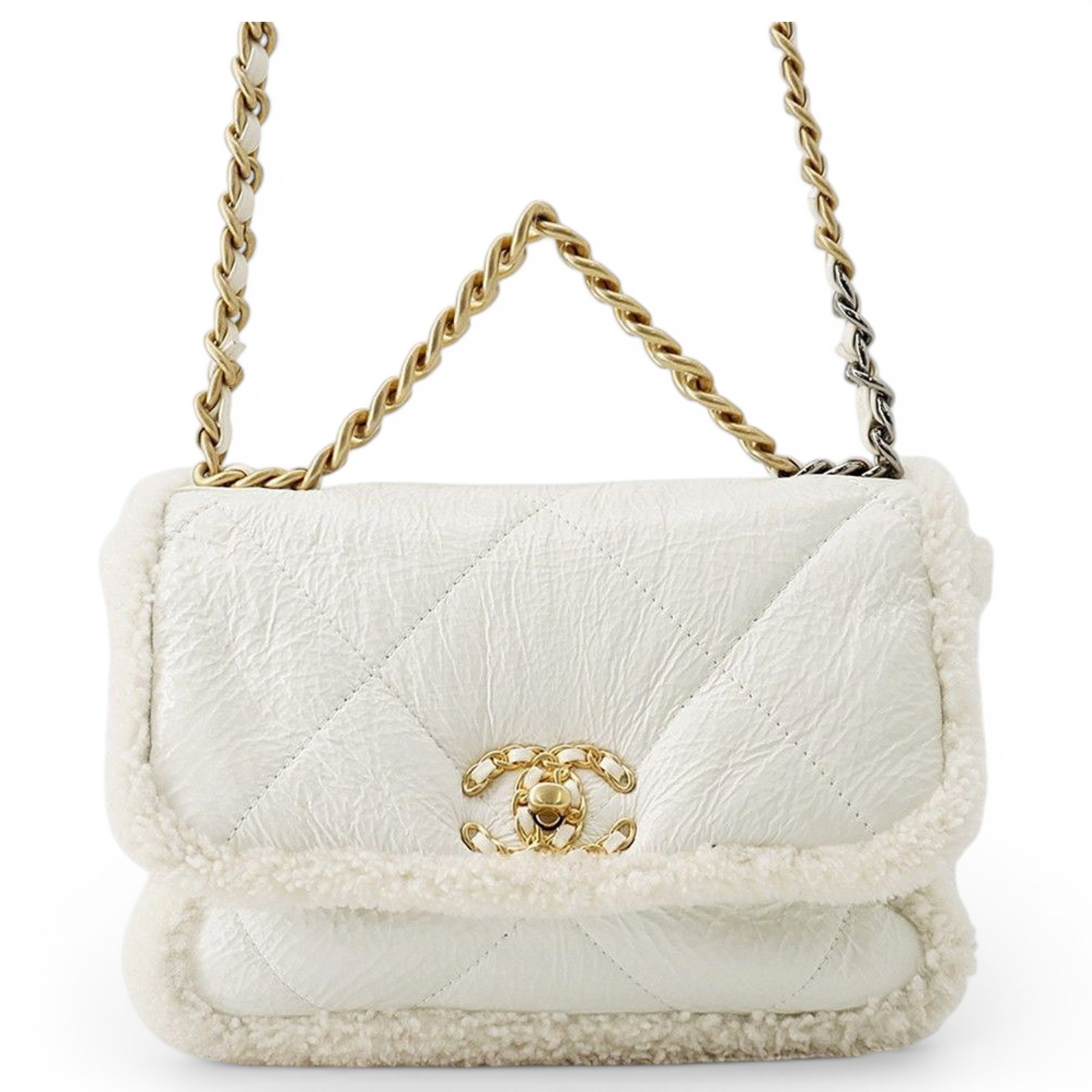 Chanel 19 leather handbag