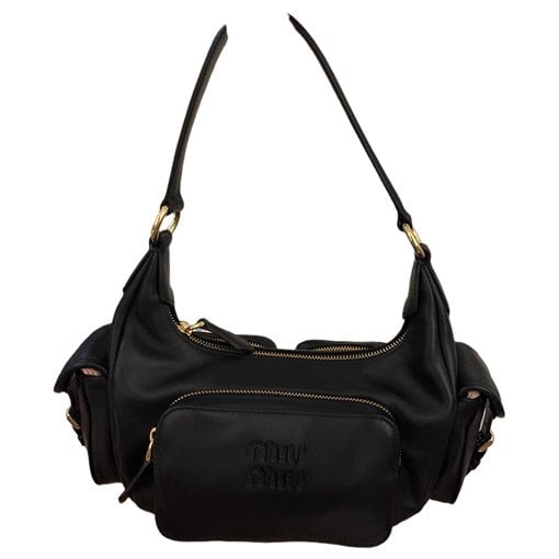 Pocket leather handbag