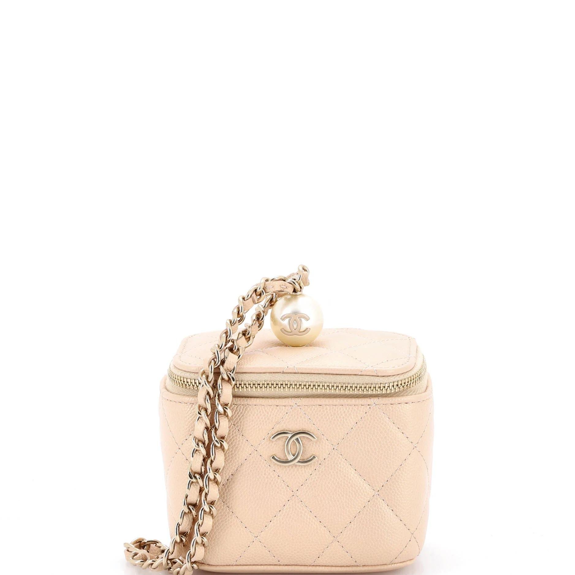 Chanel Leather clutch bag