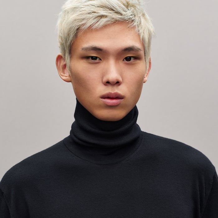 Marine "Detail H" Turtleneck Sweater