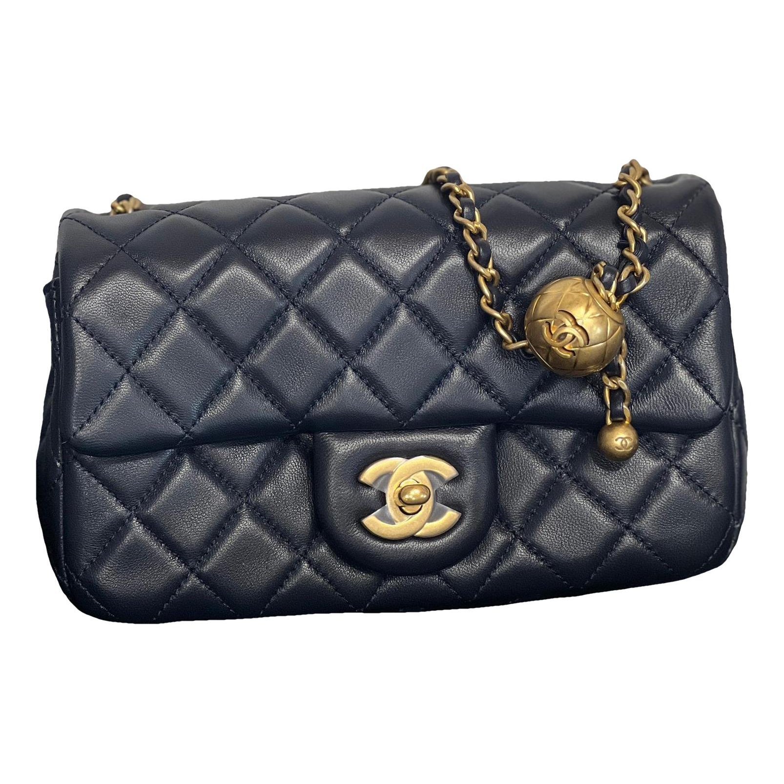 Timeless/Classique leather crossbody bag