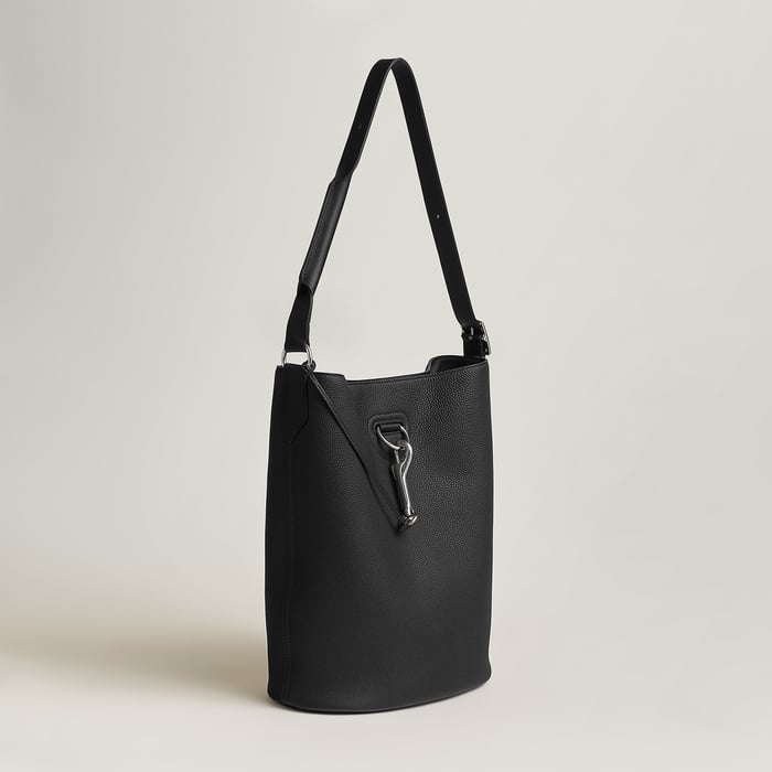 Noir Seau Mousqueton Bag