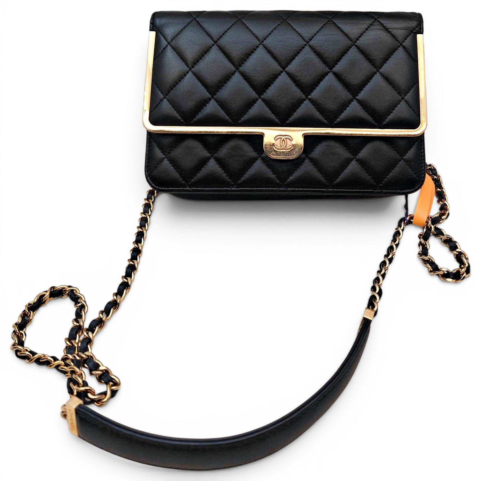 Wallet On Chain Timeless/Classique leather crossbody bag