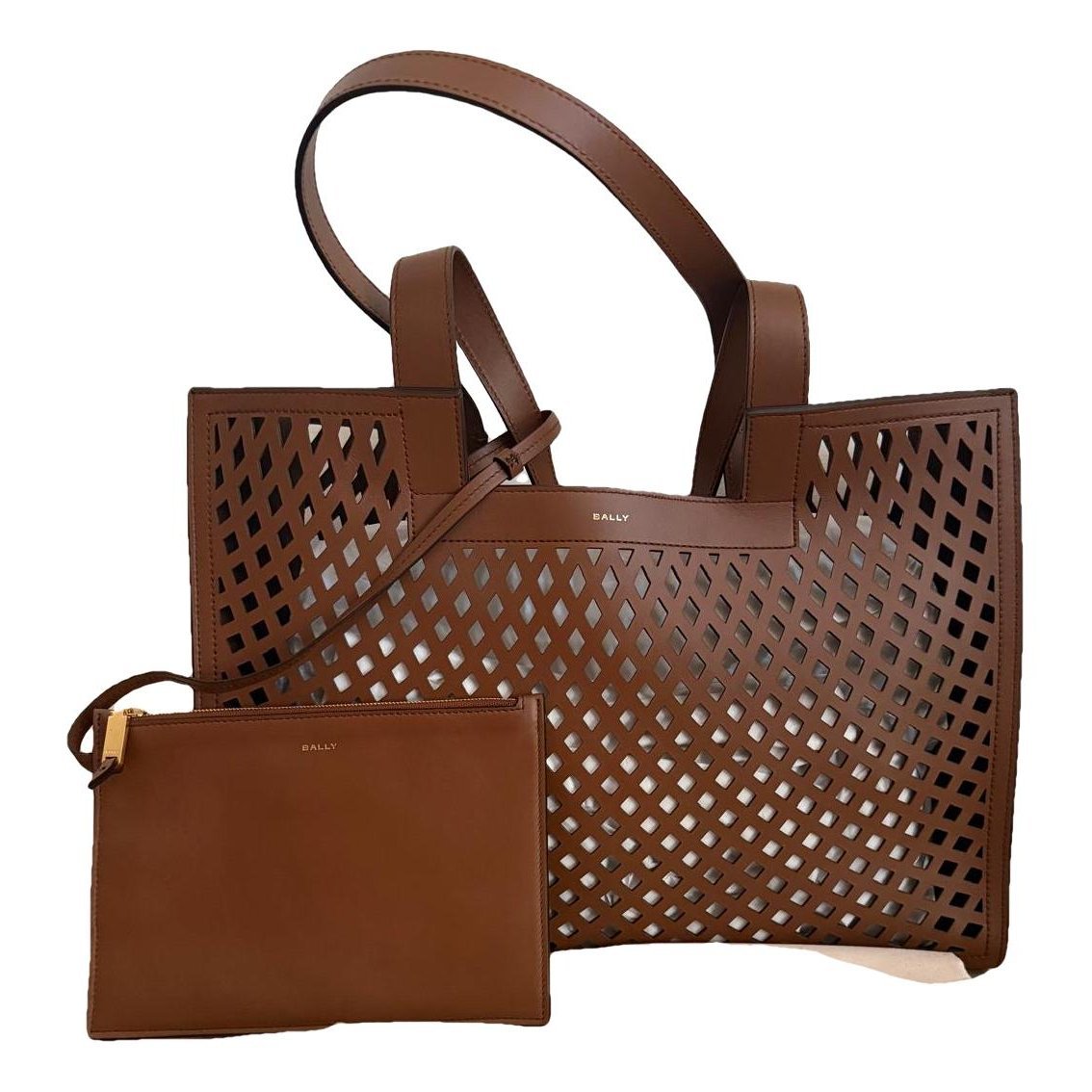 Leather handbag