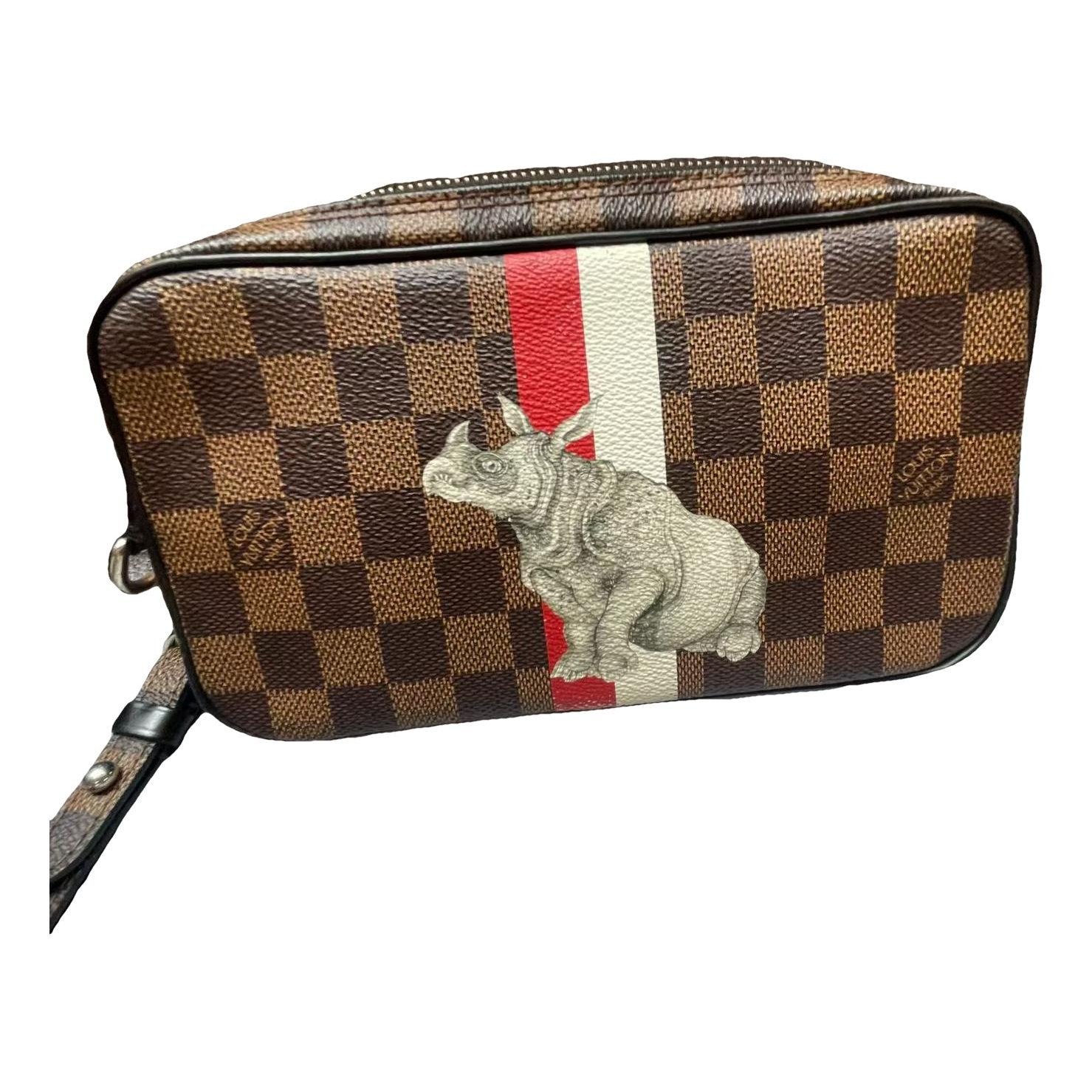 Leather clutch bag