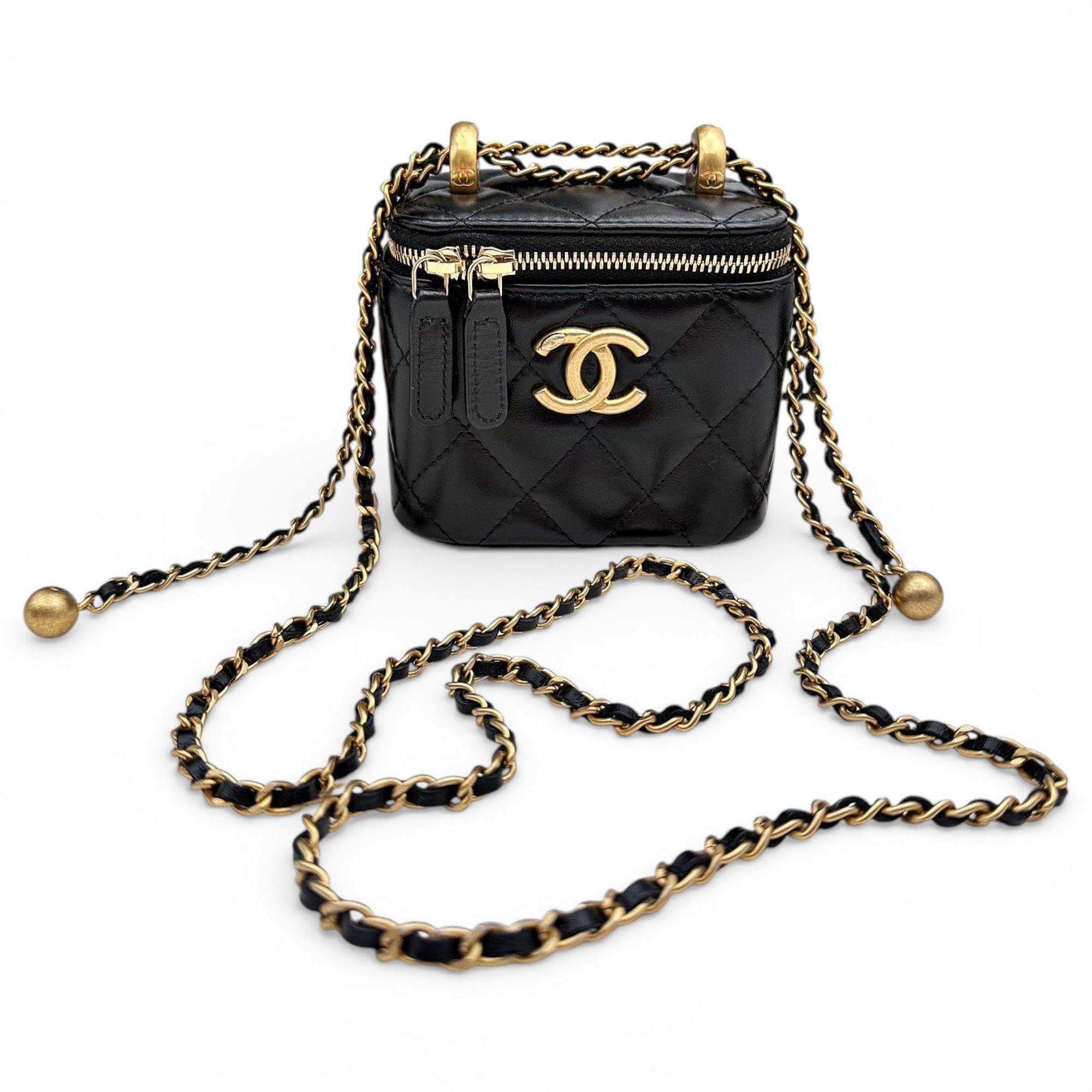 Trendy CC Vanity leather handbag