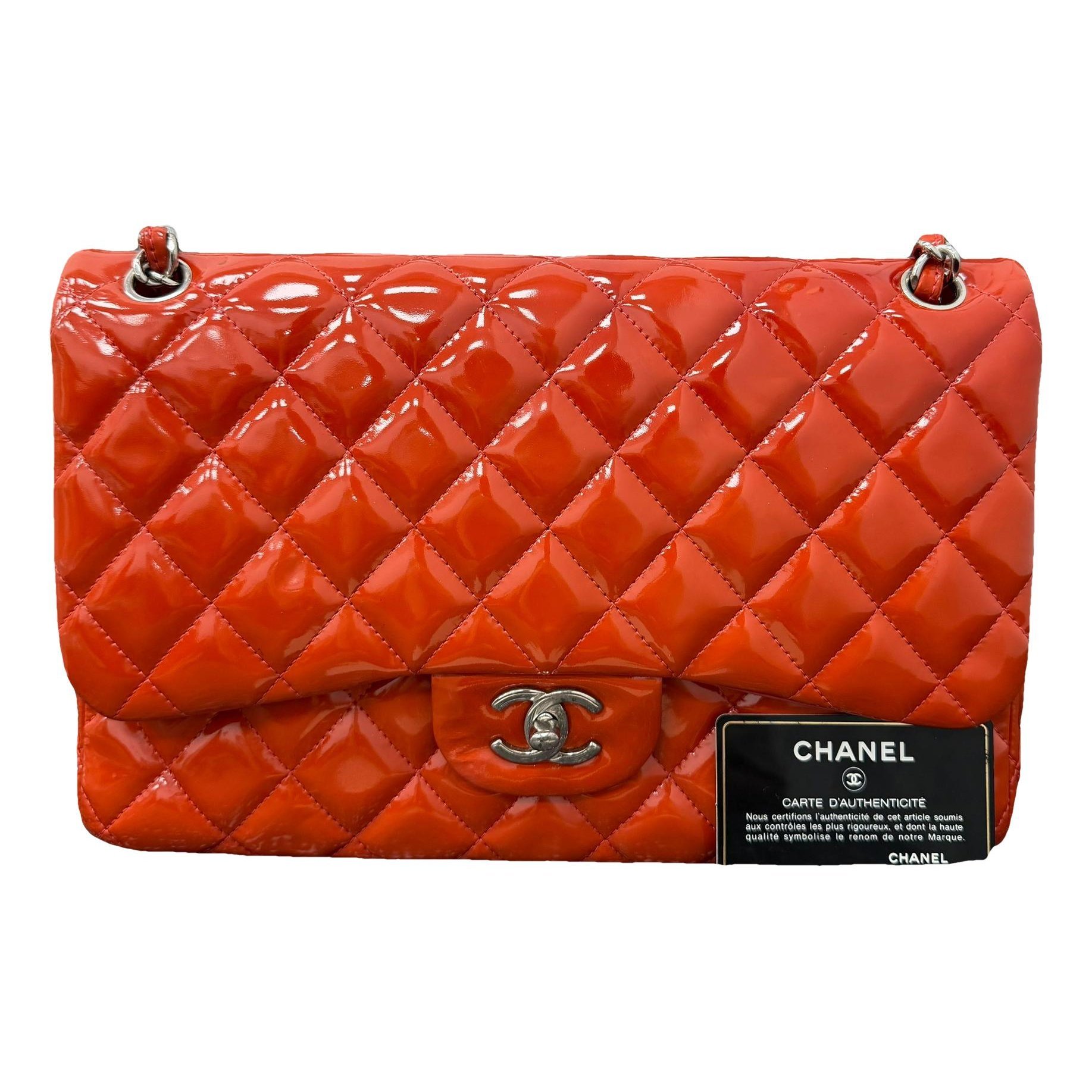 Timeless/Classique patent leather handbag