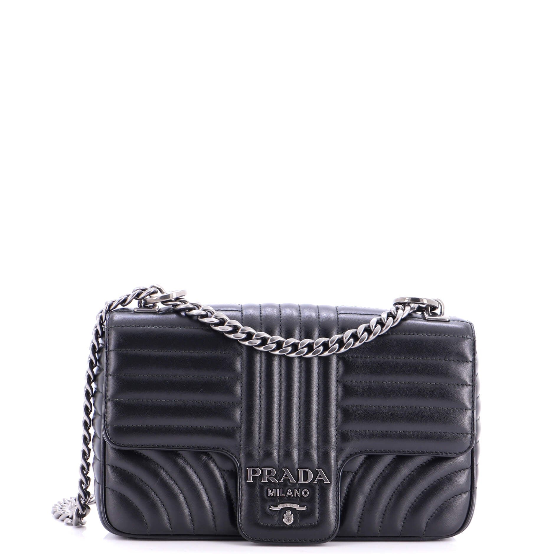 Chain Flap Shoulder Bag Diagramme Quilted Leather Medium