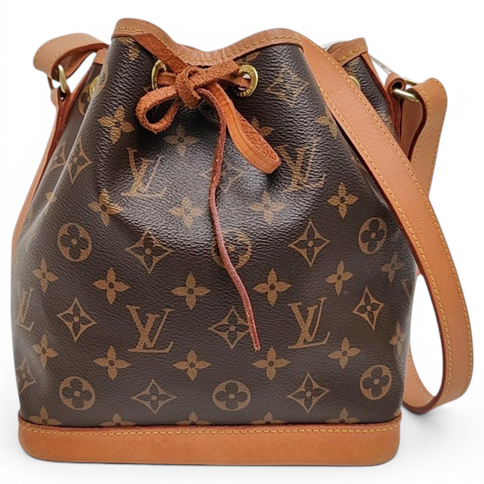 Noé leather handbag