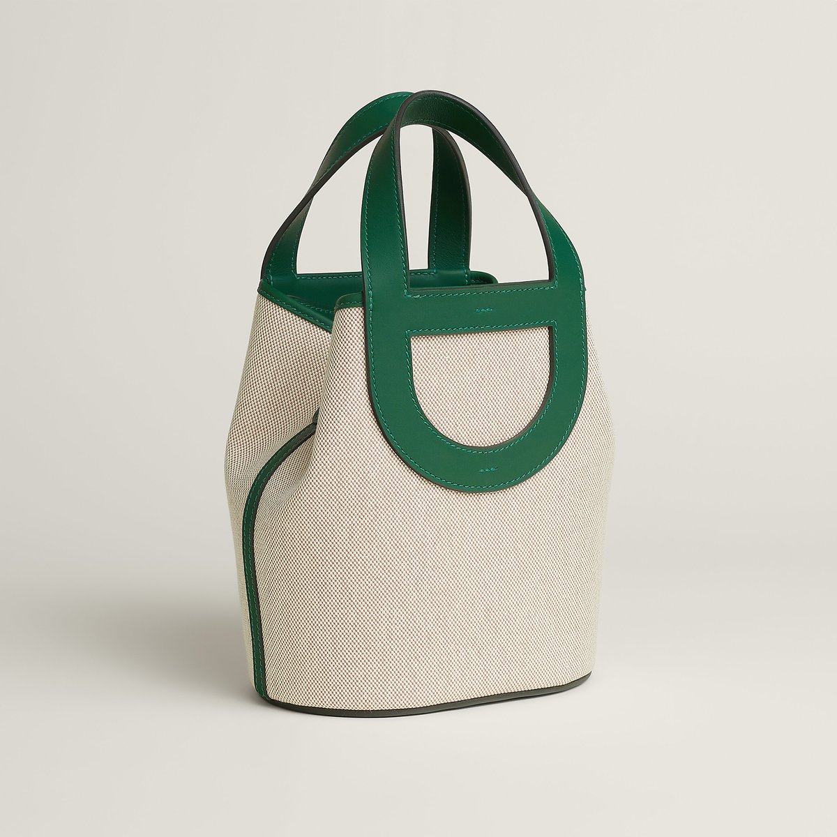 Hermès In-the-loop 18 Bag