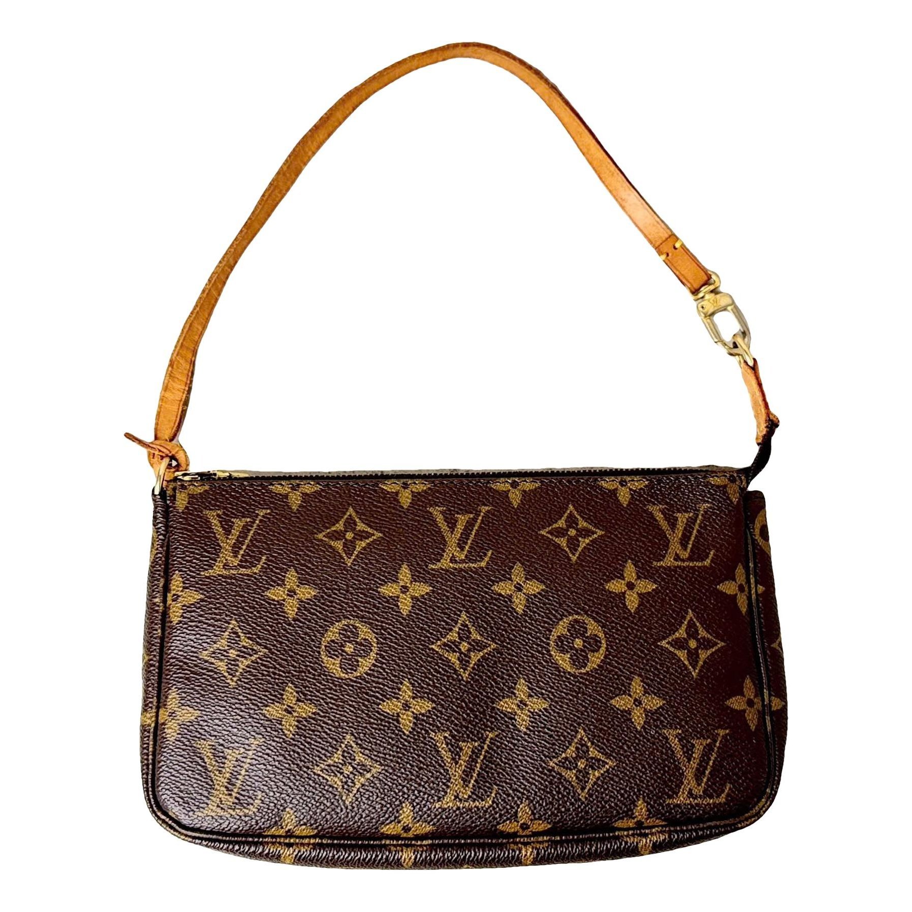 Pochette Accessoire leather handbag