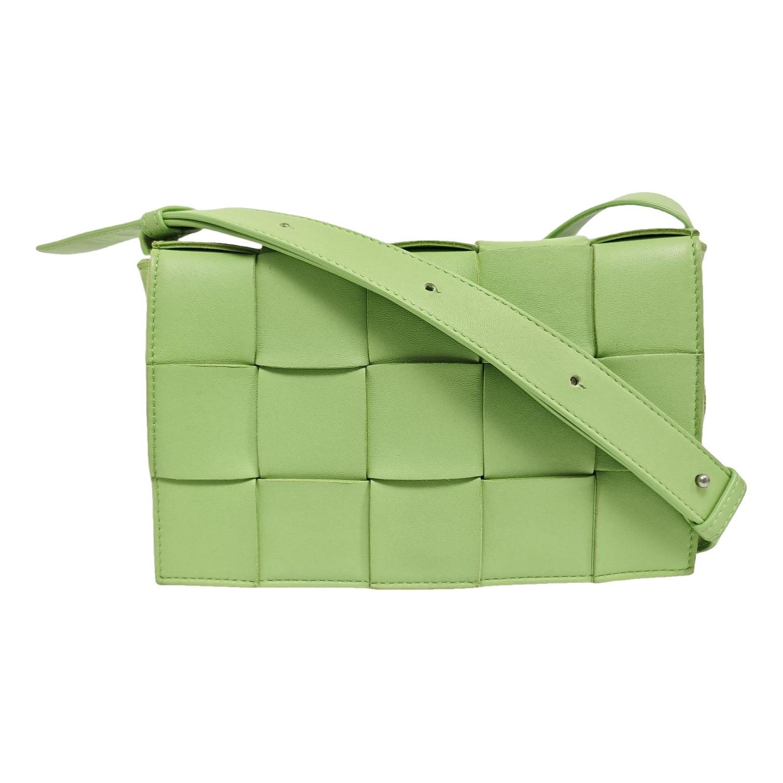 Cassette leather crossbody bag